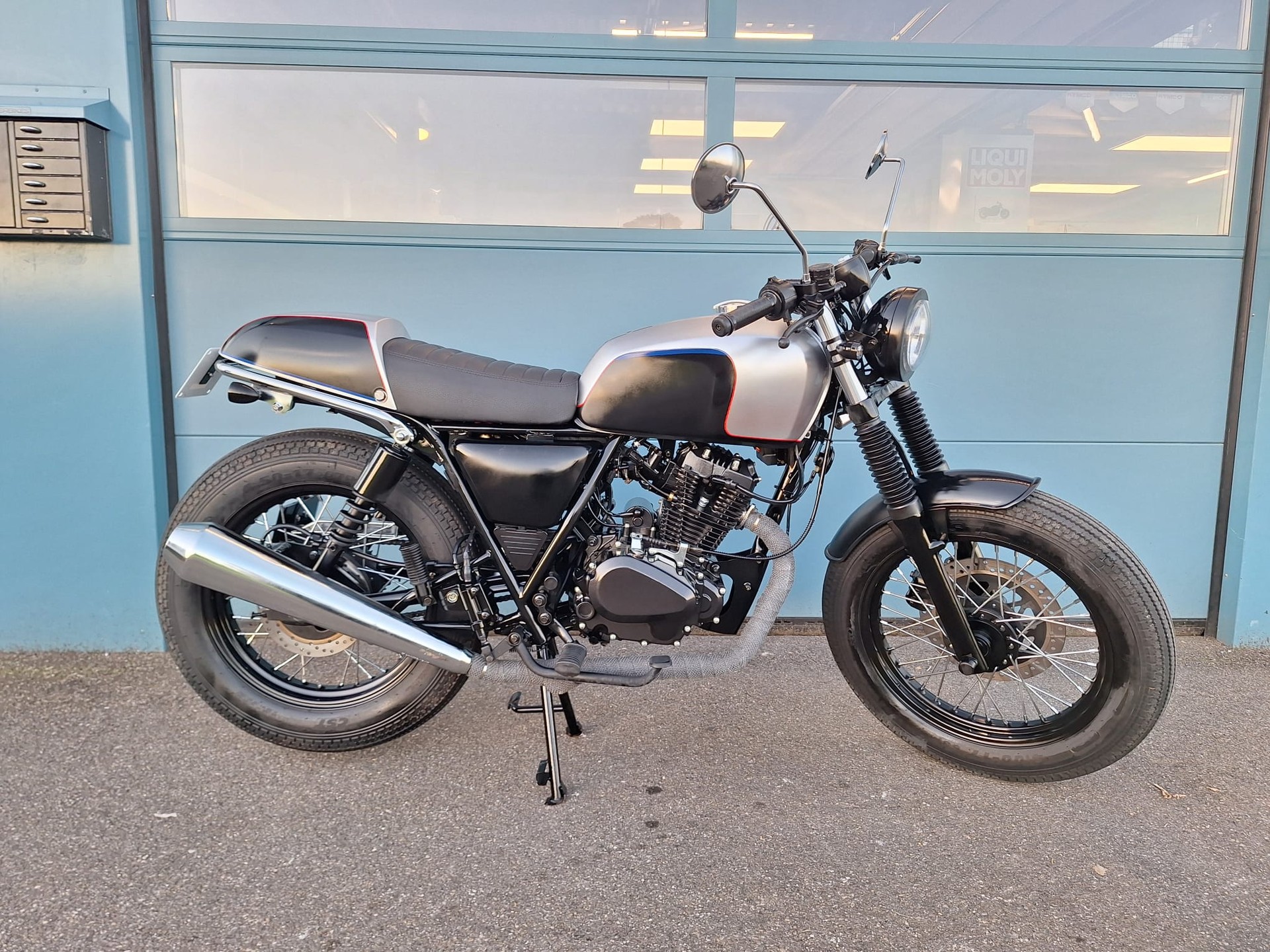 BRIXTON 125 Cafe Racer-image-0