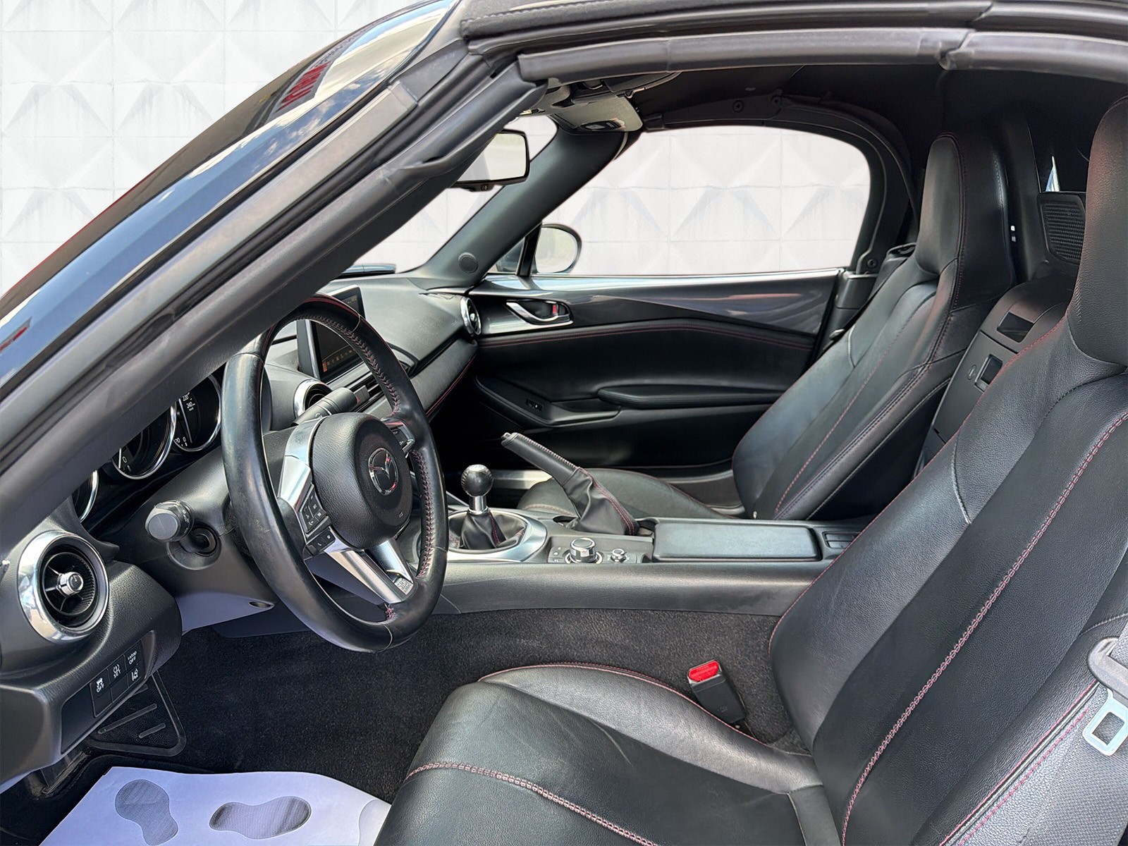 MAZDA MX-5 SKYACTIV-G 160 Revolution-image-7