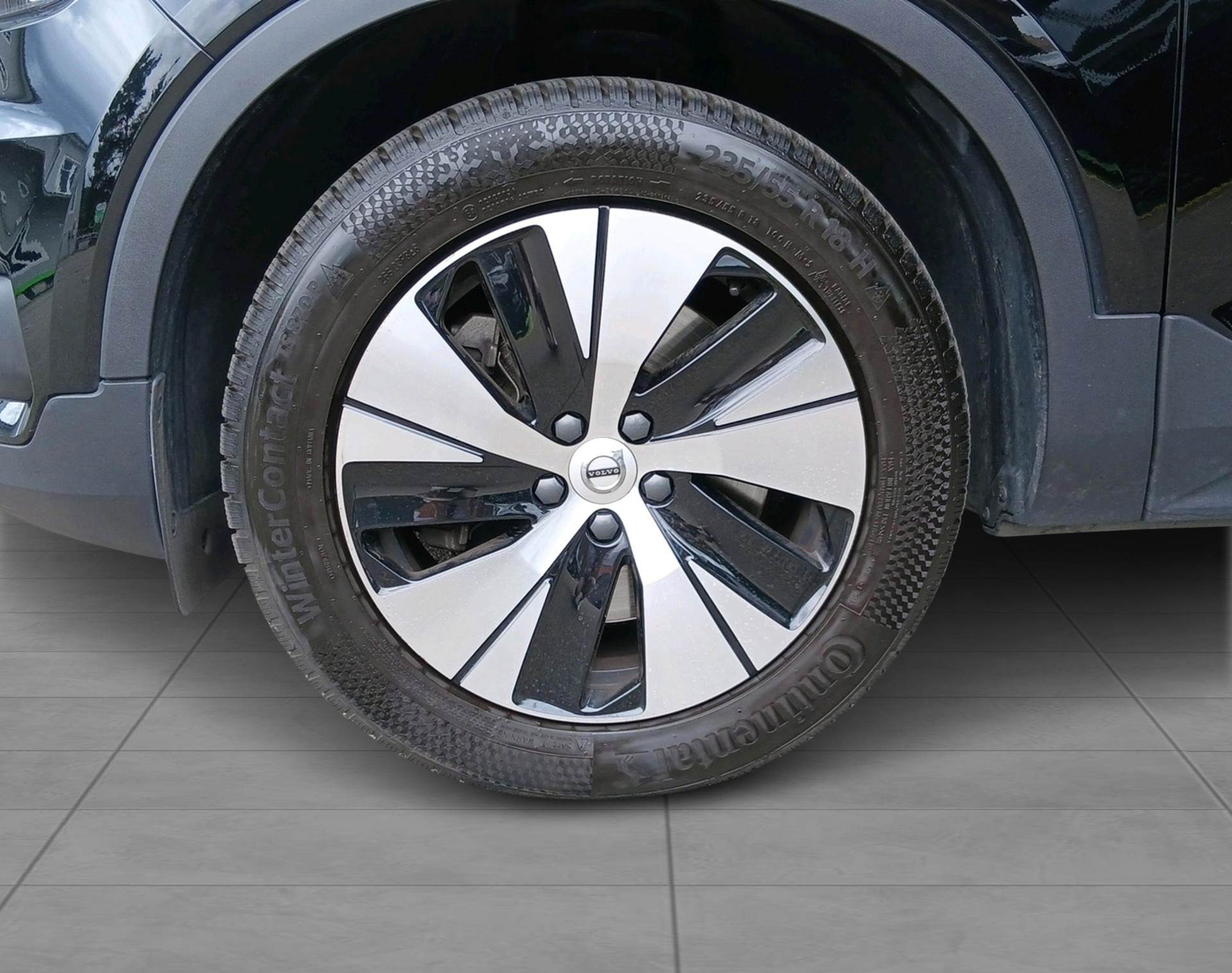 VOLVO XC40 1.5 T4 PiH R-Design Expre-image-10