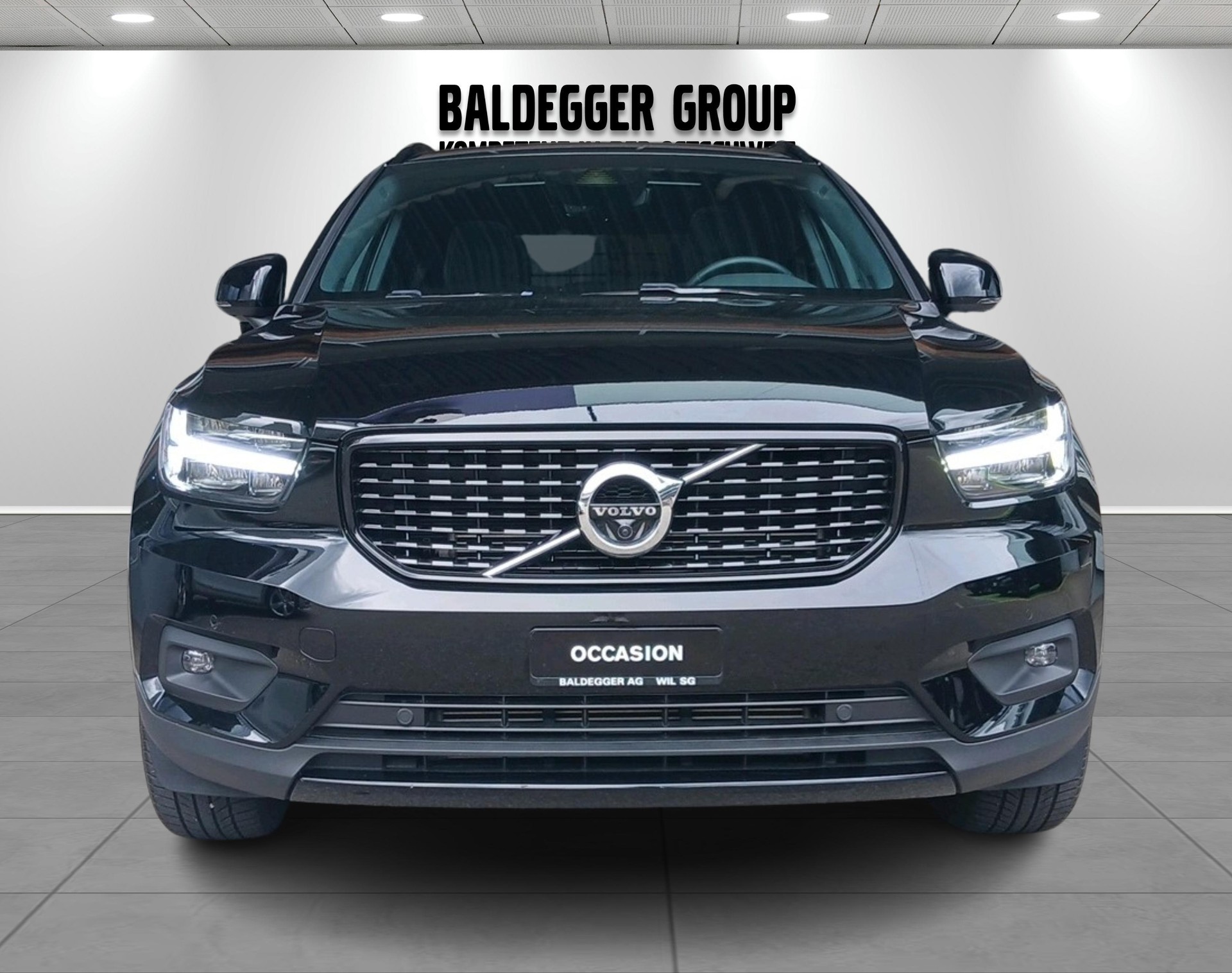 VOLVO XC40 1.5 T4 PiH R-Design Expre-image-7