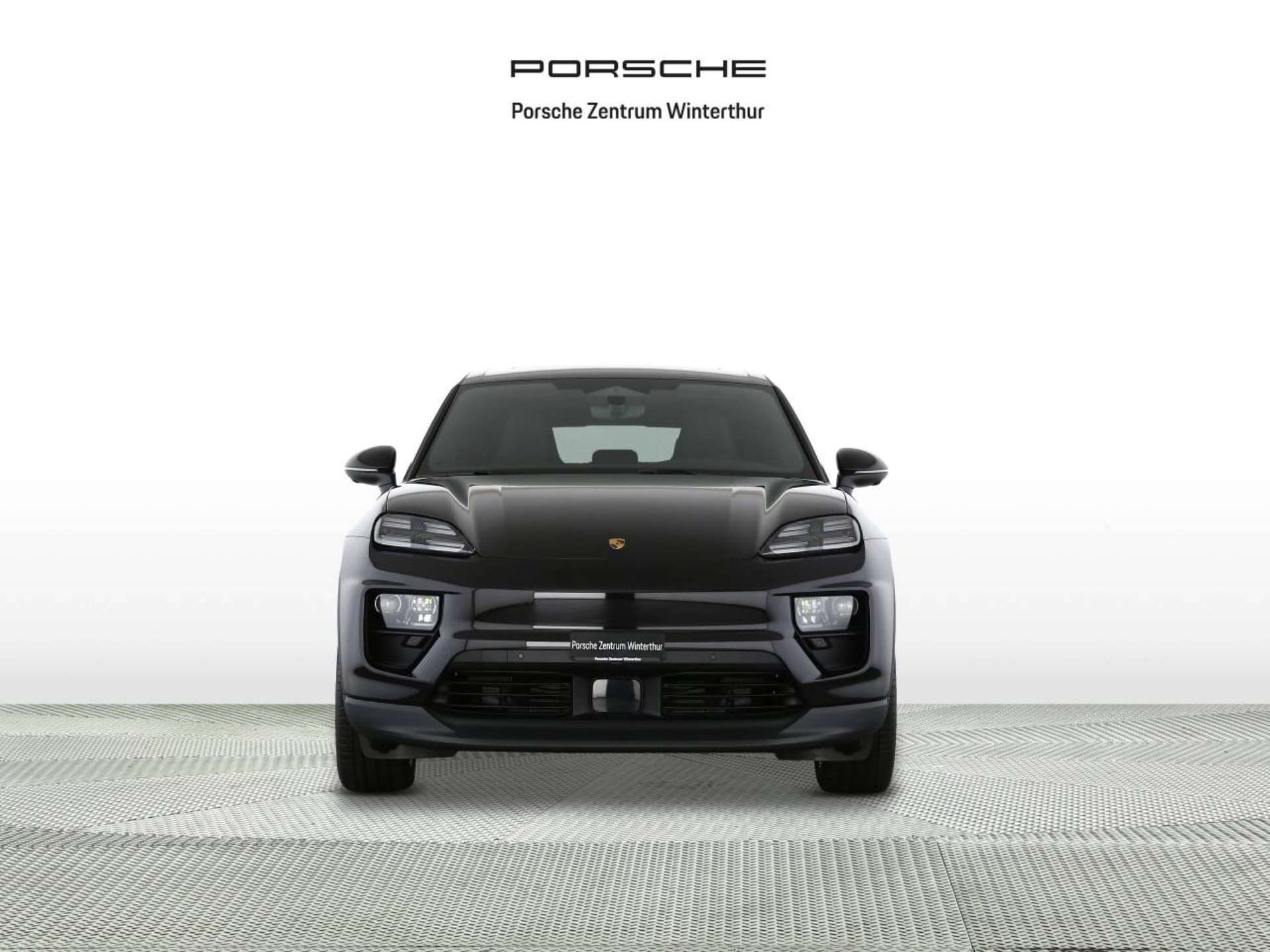 PORSCHE Macan 4-image-5