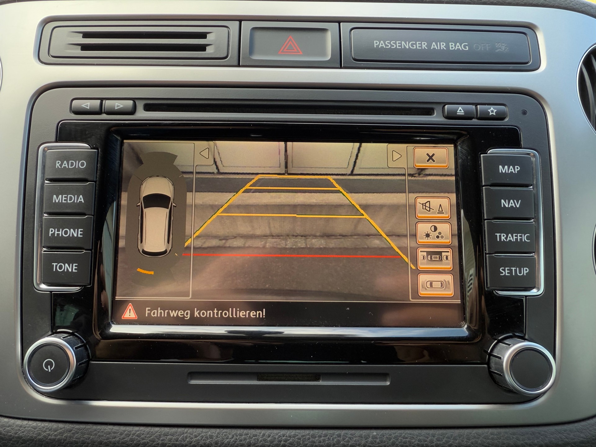 VW Tiguan 2.0 TDI BMT Cityscape 4Motion DSG-image-8