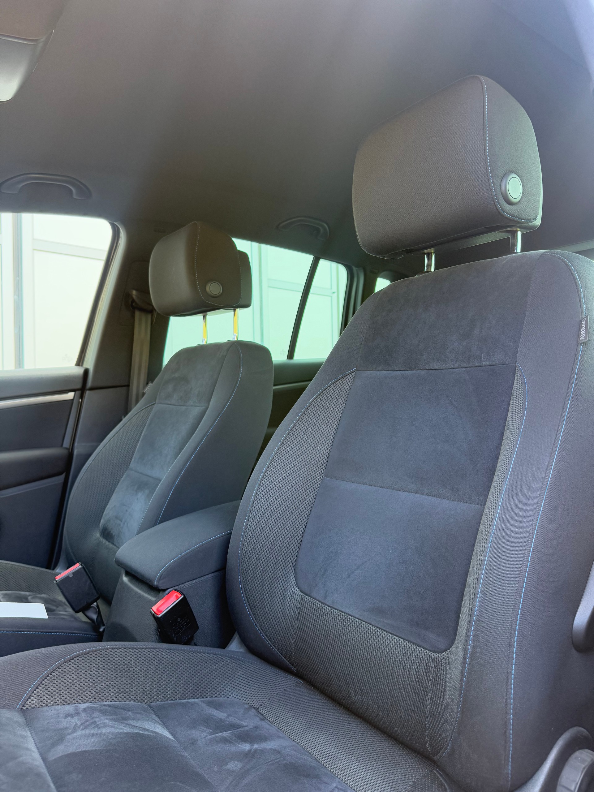 VW Tiguan 2.0 TDI BMT Cityscape 4Motion DSG-image-15
