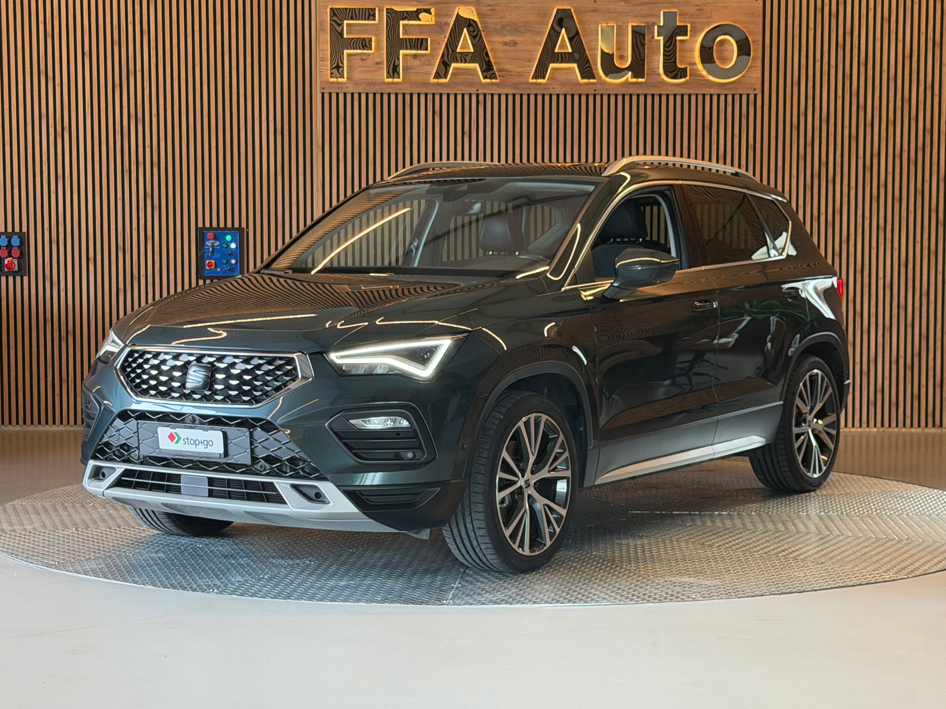 SEAT Ateca 2.0 TSI Xperience 4Drive DSG-showroom-element-1