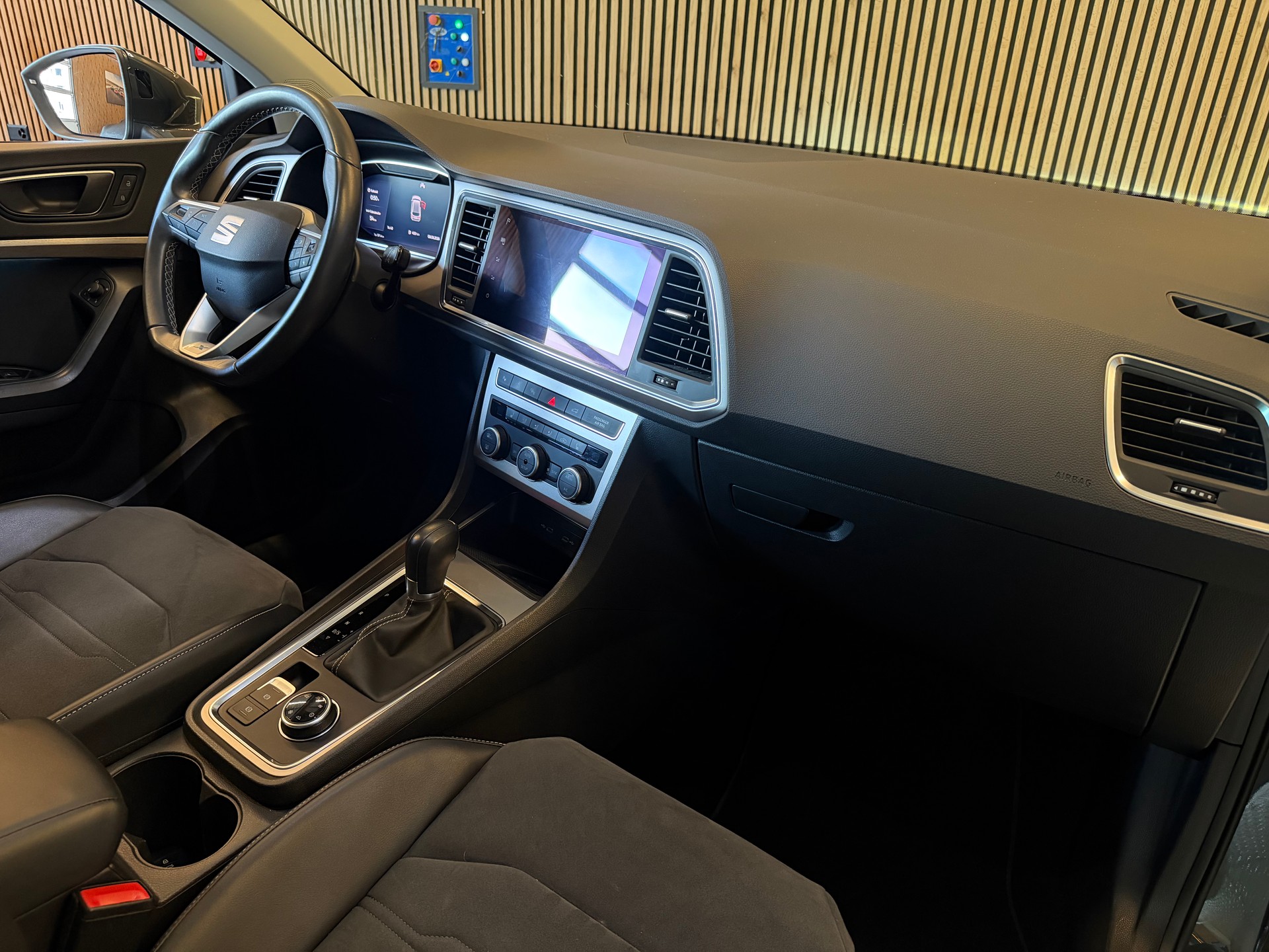 SEAT Ateca 2.0 TSI Xperience 4Drive DSG-image-15