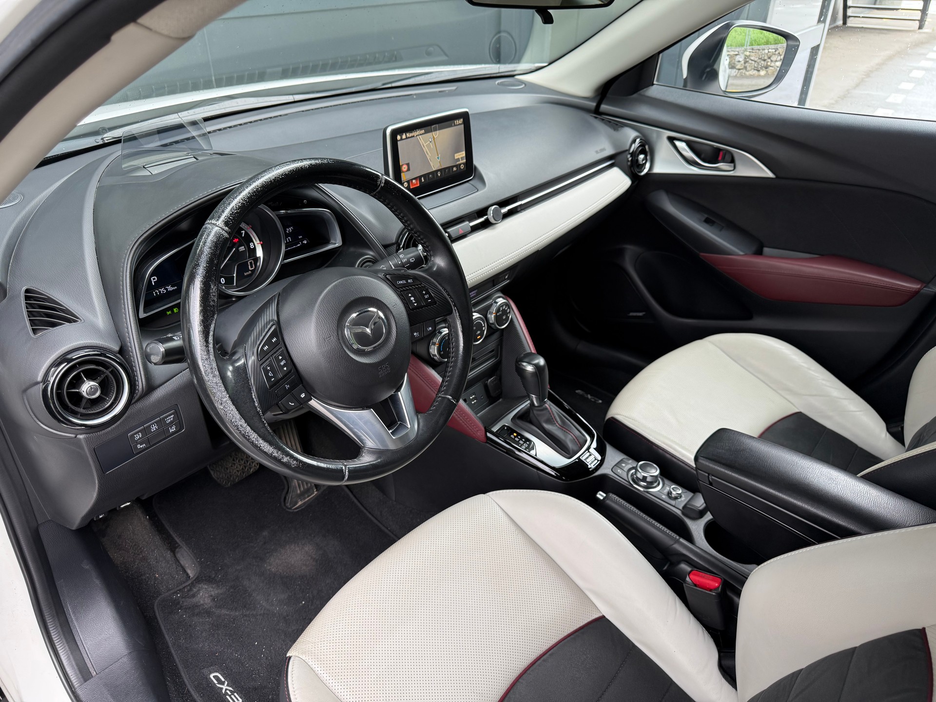 MAZDA CX-3 2.0 Revolution AWD Skyactiv Drive-image-6