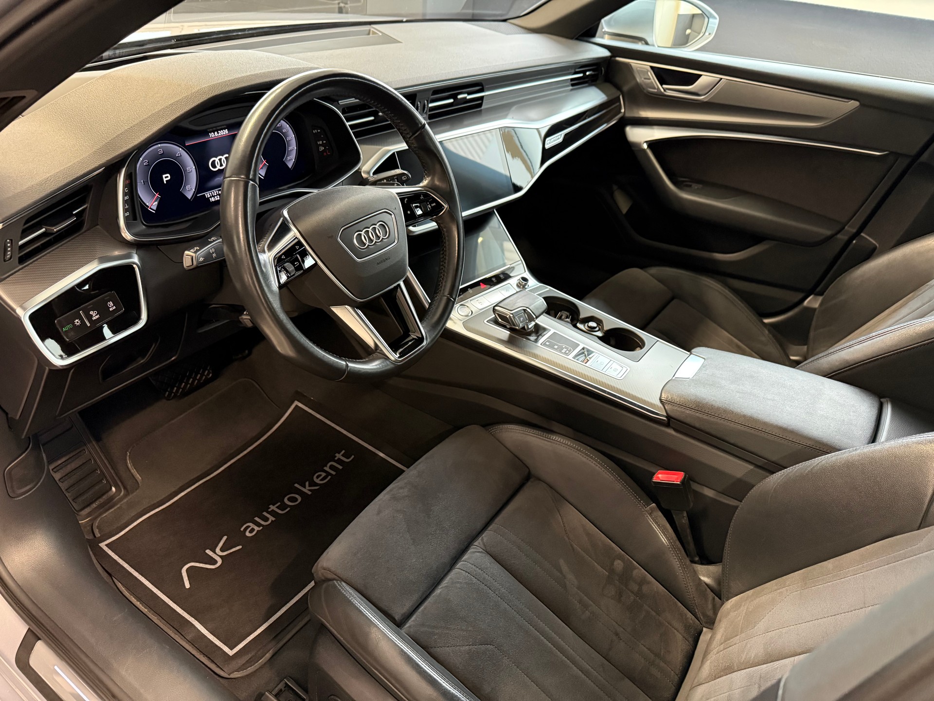 AUDI A6 Avant 50 TDI S Line Sport quattro tiptronic-image-6