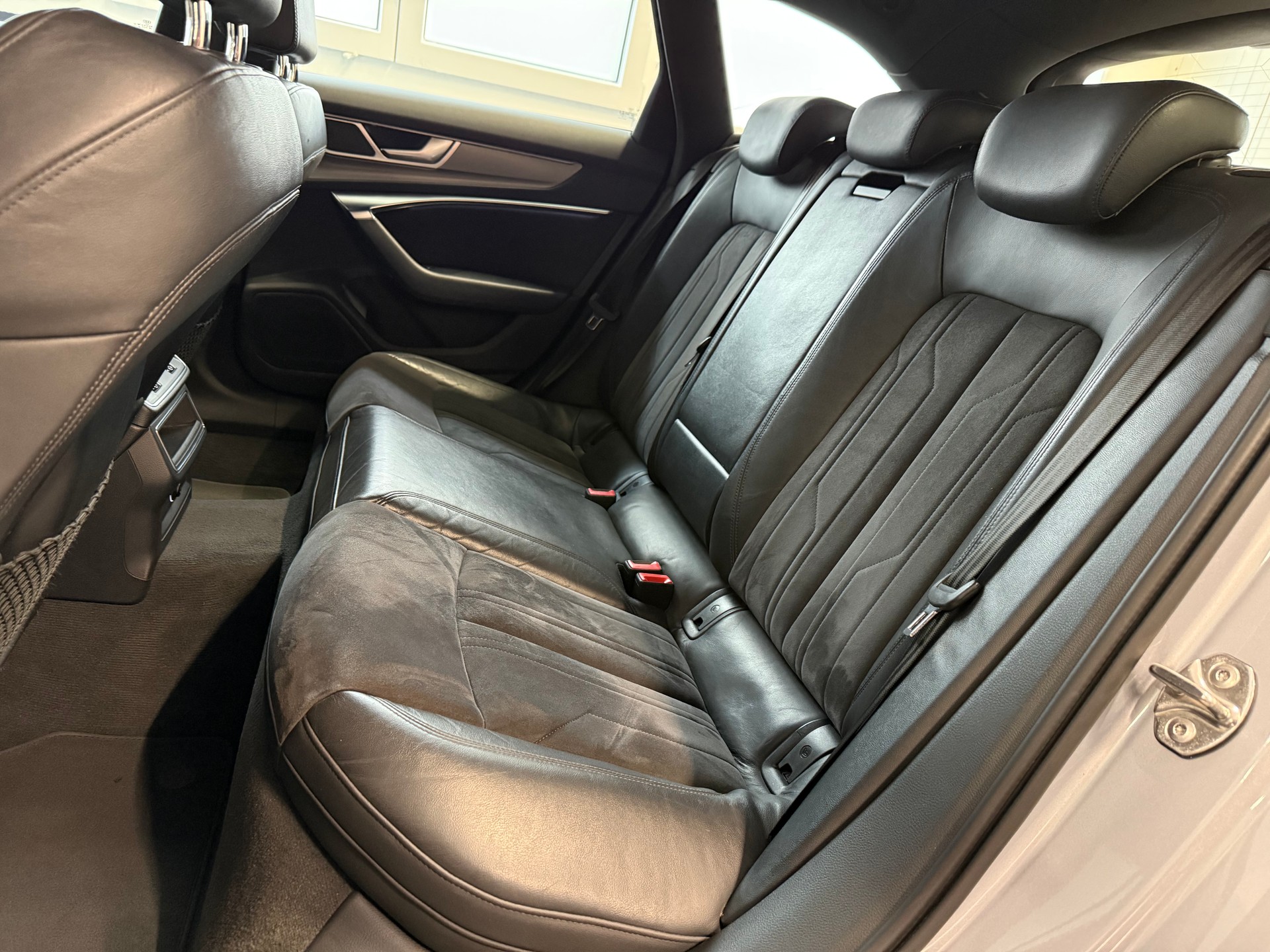 AUDI A6 Avant 50 TDI S Line Sport quattro tiptronic-image-20