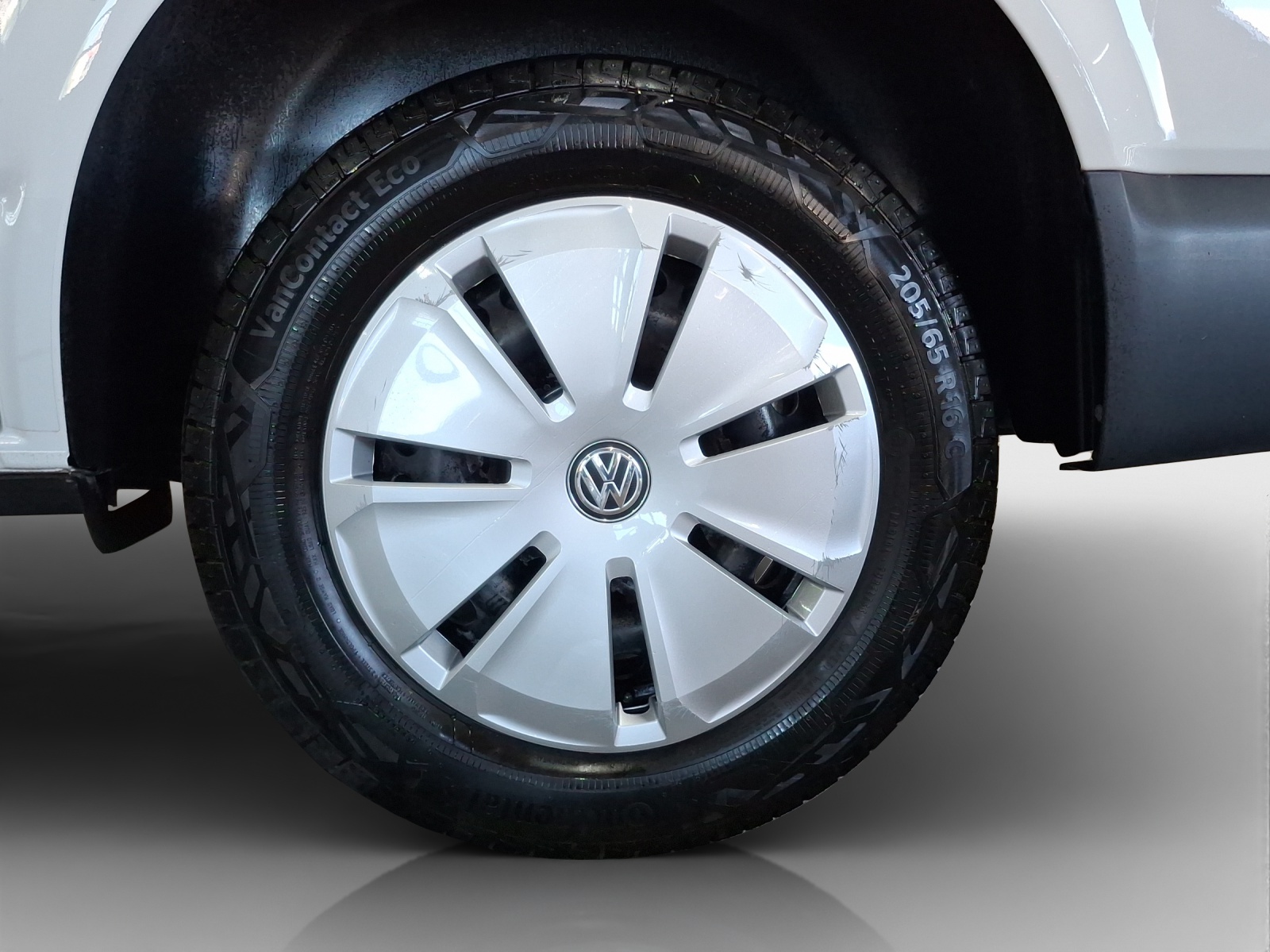 VW T6.1 2.0 TDI-image-13