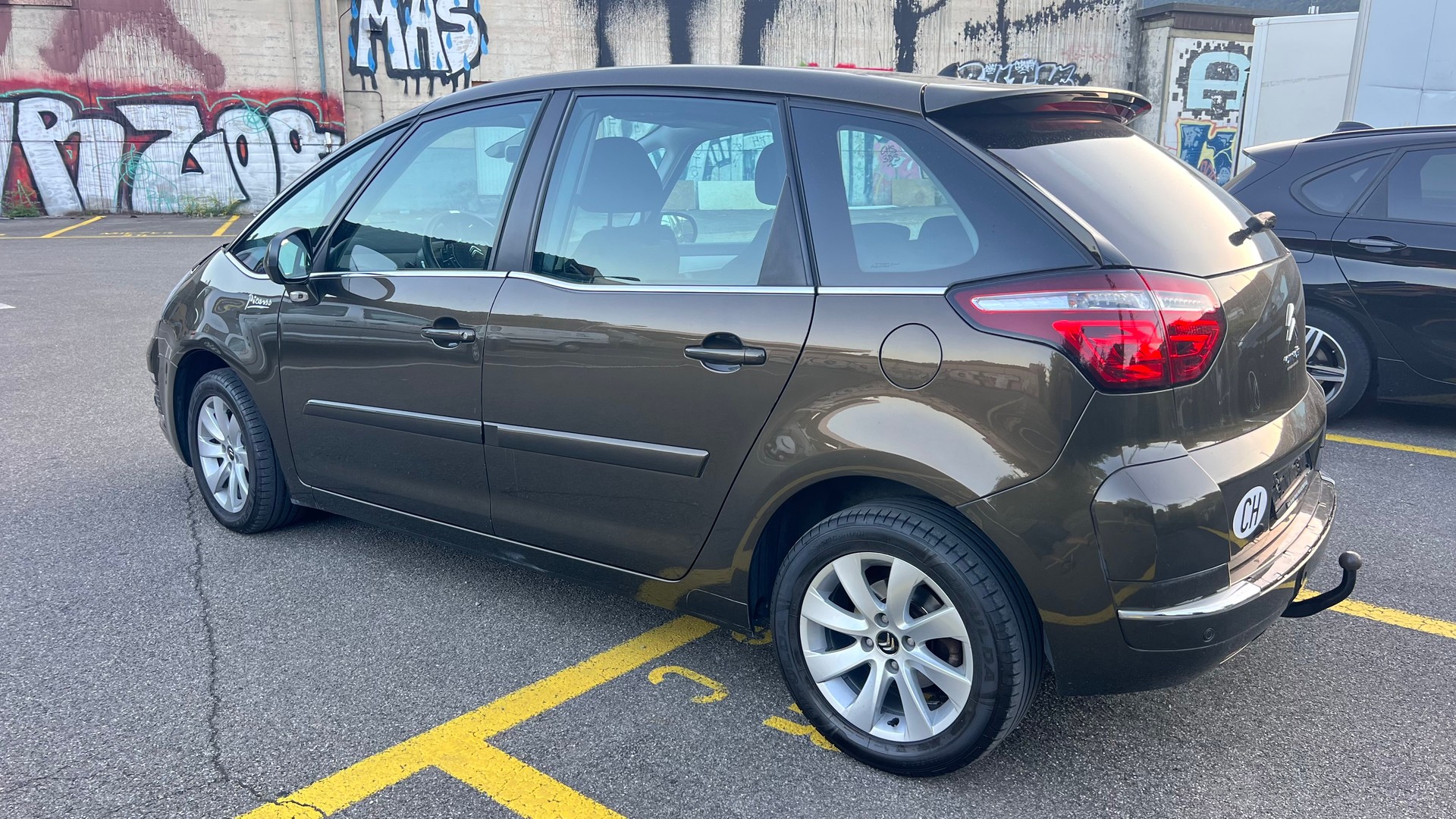 CITROEN C4 Picasso 1.6i 16V THP Swiss Style EGS6-image-3
