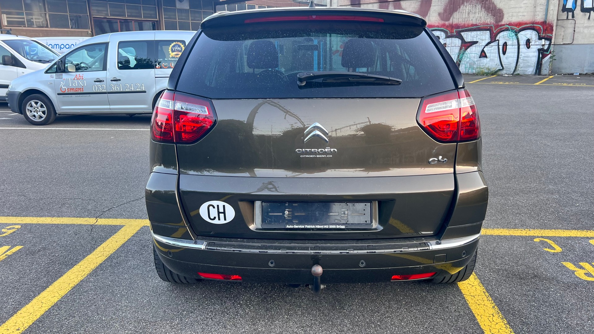 CITROEN C4 Picasso 1.6i 16V THP Swiss Style EGS6-image-2