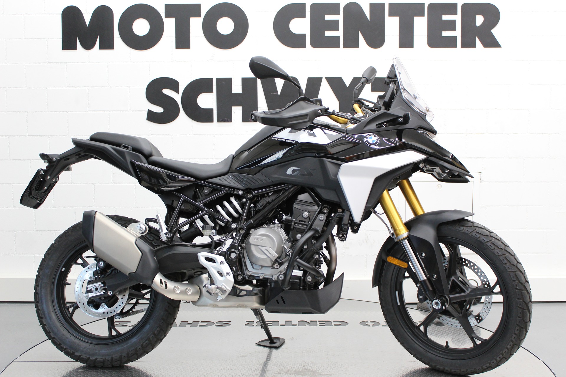 BMW F 450 GS-image-0