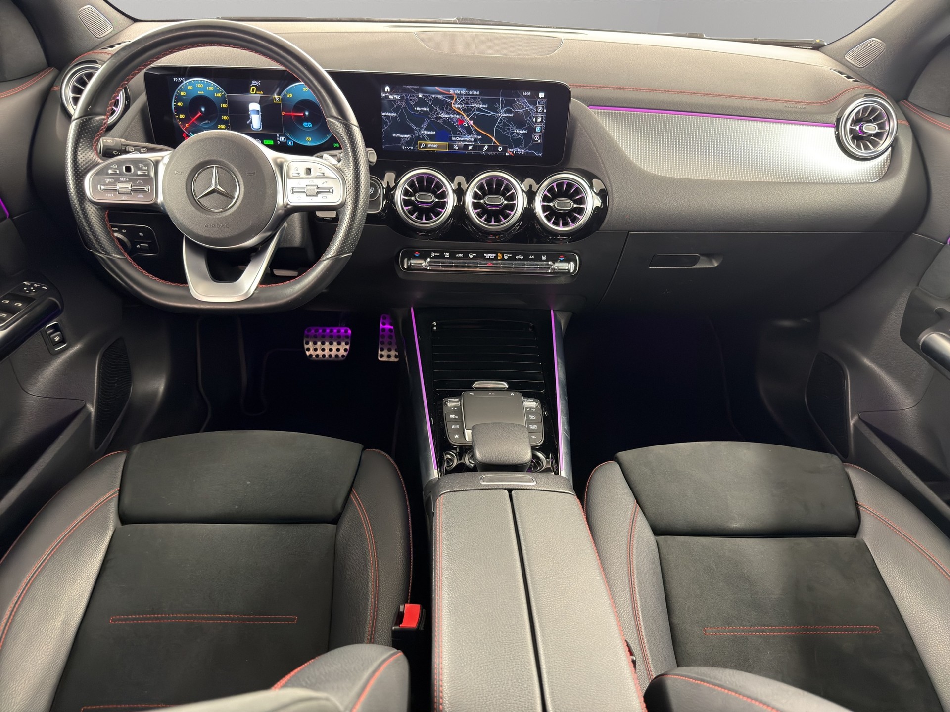 MERCEDES-BENZ EQA 250 AMG Line-image-7