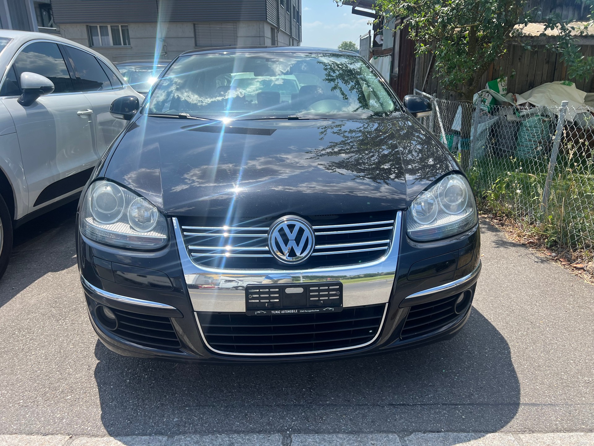 VW Jetta 2.0 FSI Turbo Sportline *200 PS*-showroom-element-1