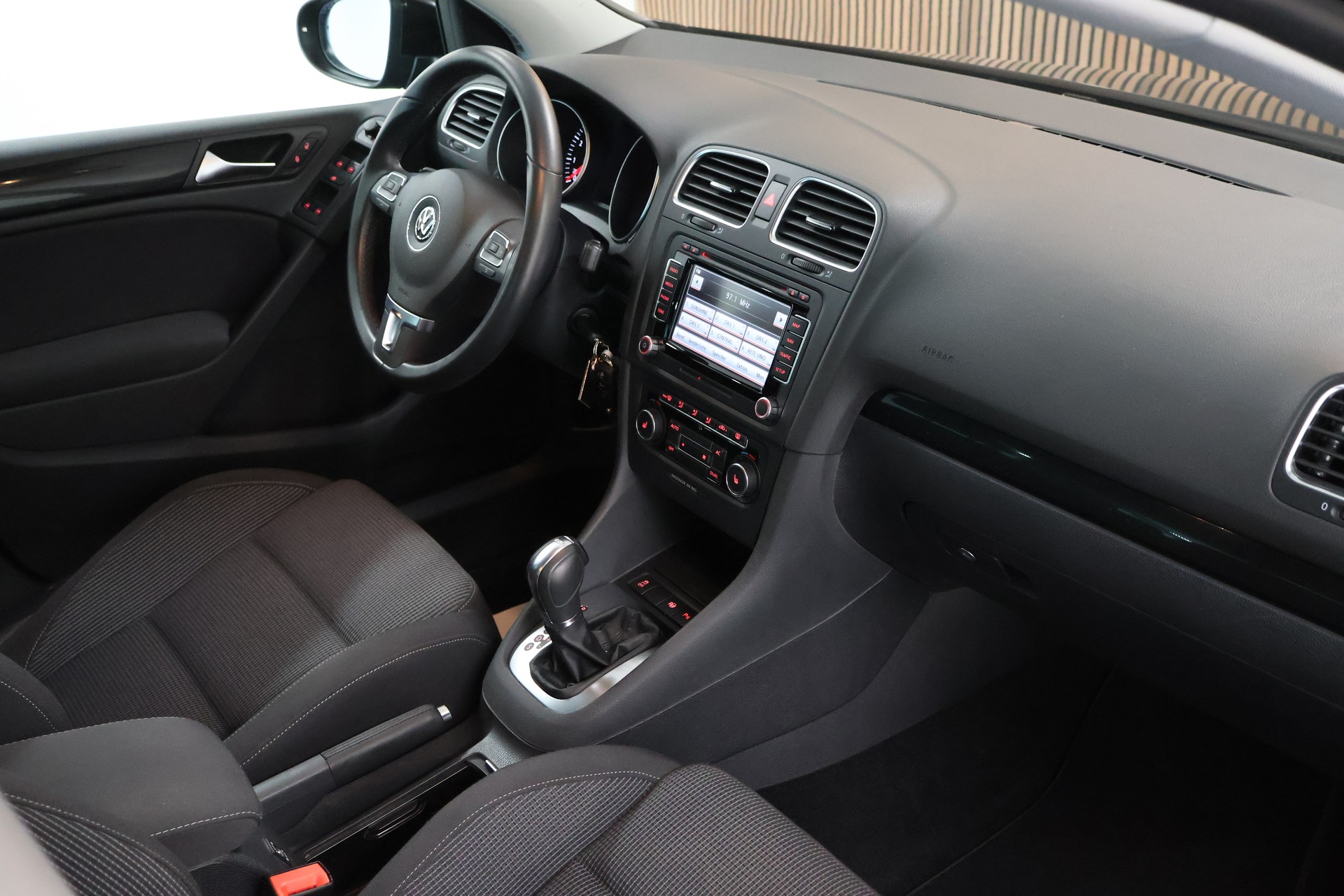 VW Golf 1.2 TSI BlueMotion Technology Team DSG-image-14