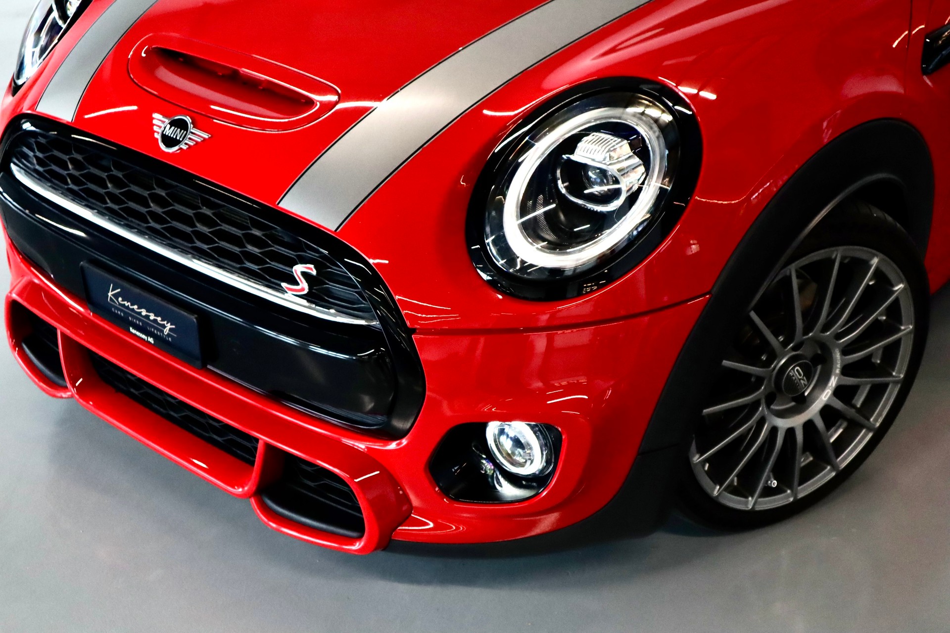 MINI COOPER S | HANDSCHALTUNG | OZ FELGEN | SPORTAUSPUFF | SPORTFAHRWERK | JÄHRLICHER SERVICE-image-6