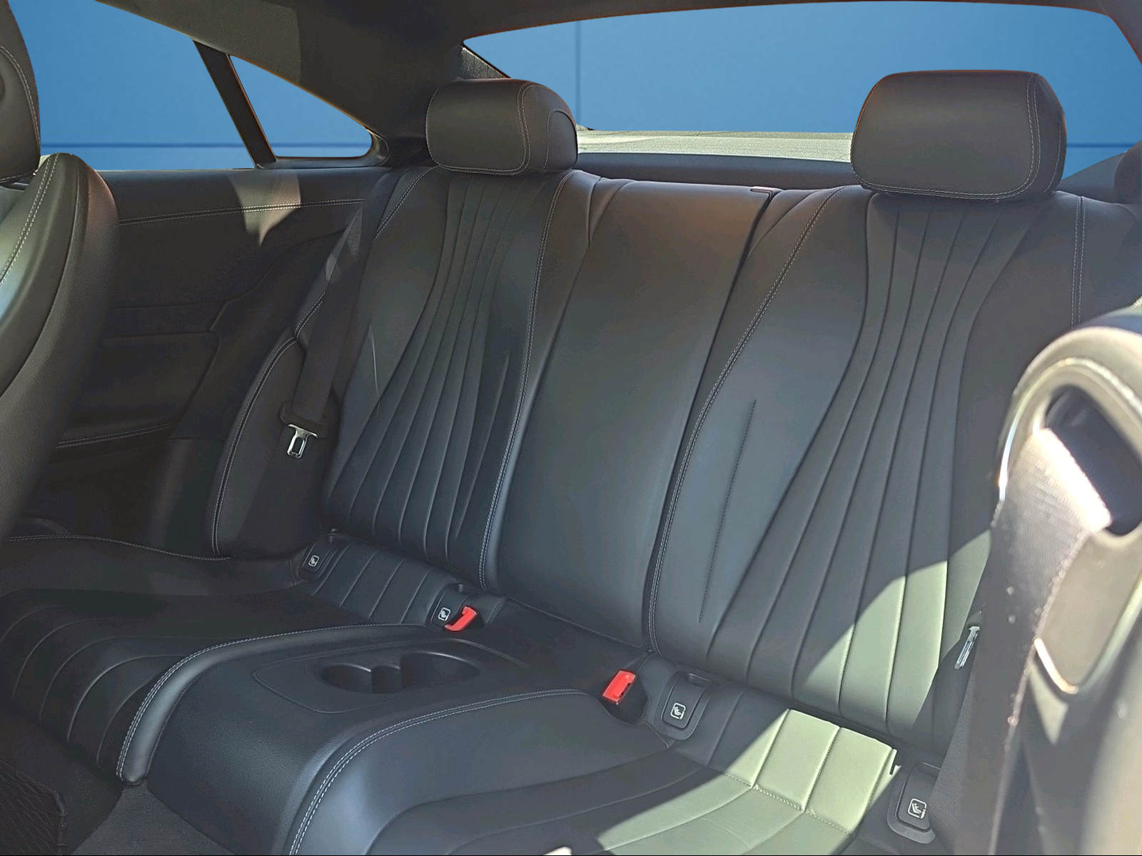 MERCEDES-BENZ E 450 Coupé AMG Line 4 Matic 9G-Tronic-image-13