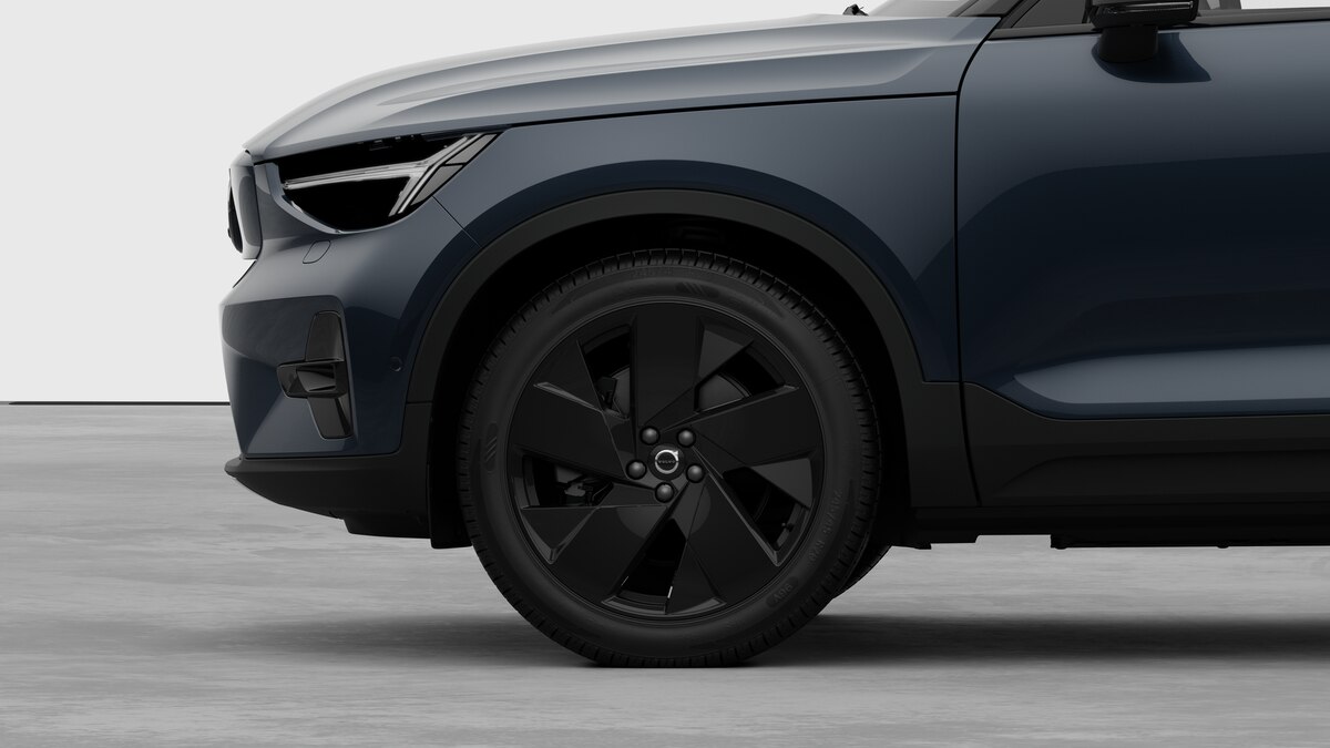 VOLVO EX40 Twin Black Edition AWD-image-6