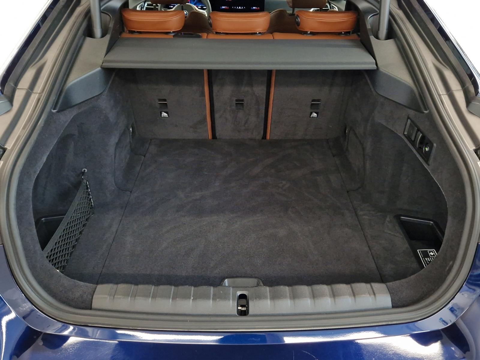 BMW i4 M50 M Sport Pro-image-5