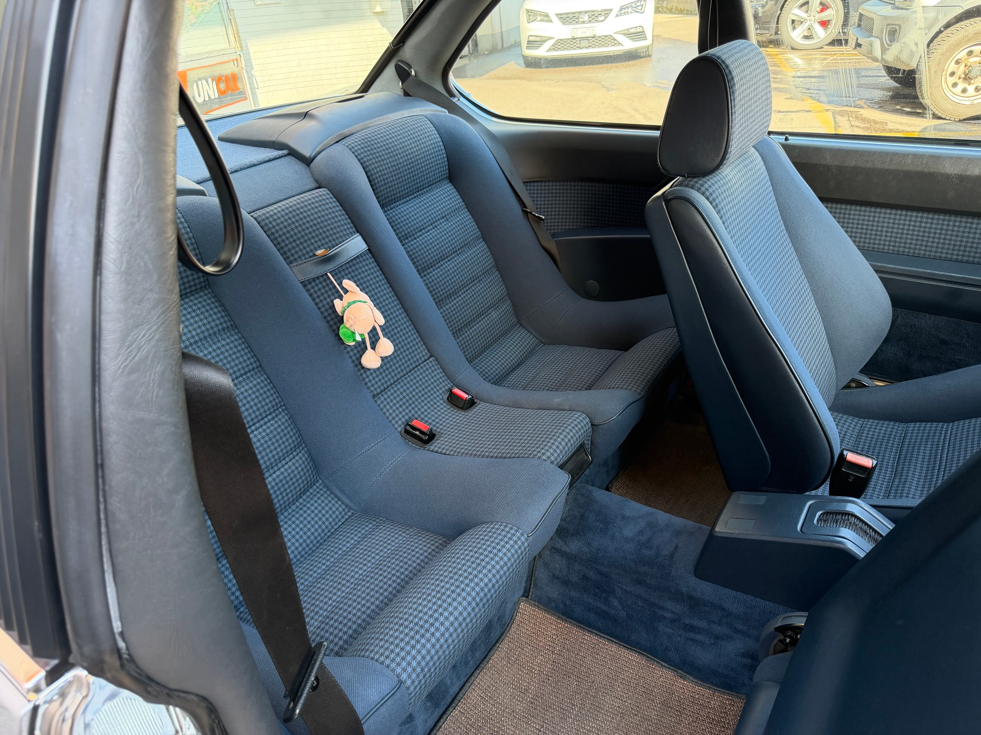 BMW CSI-image-6