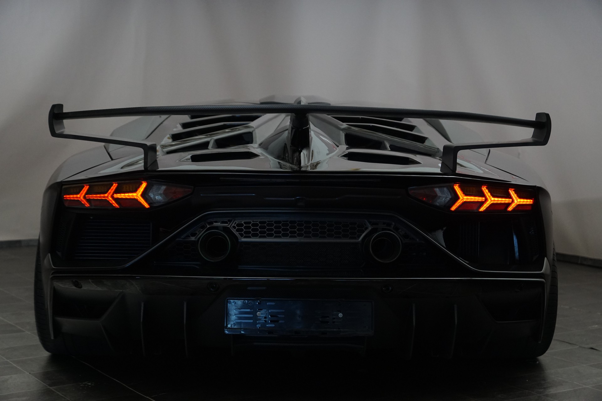 LAMBORGHINI Aventador LP700-4 Coupé E-Gear-image-6