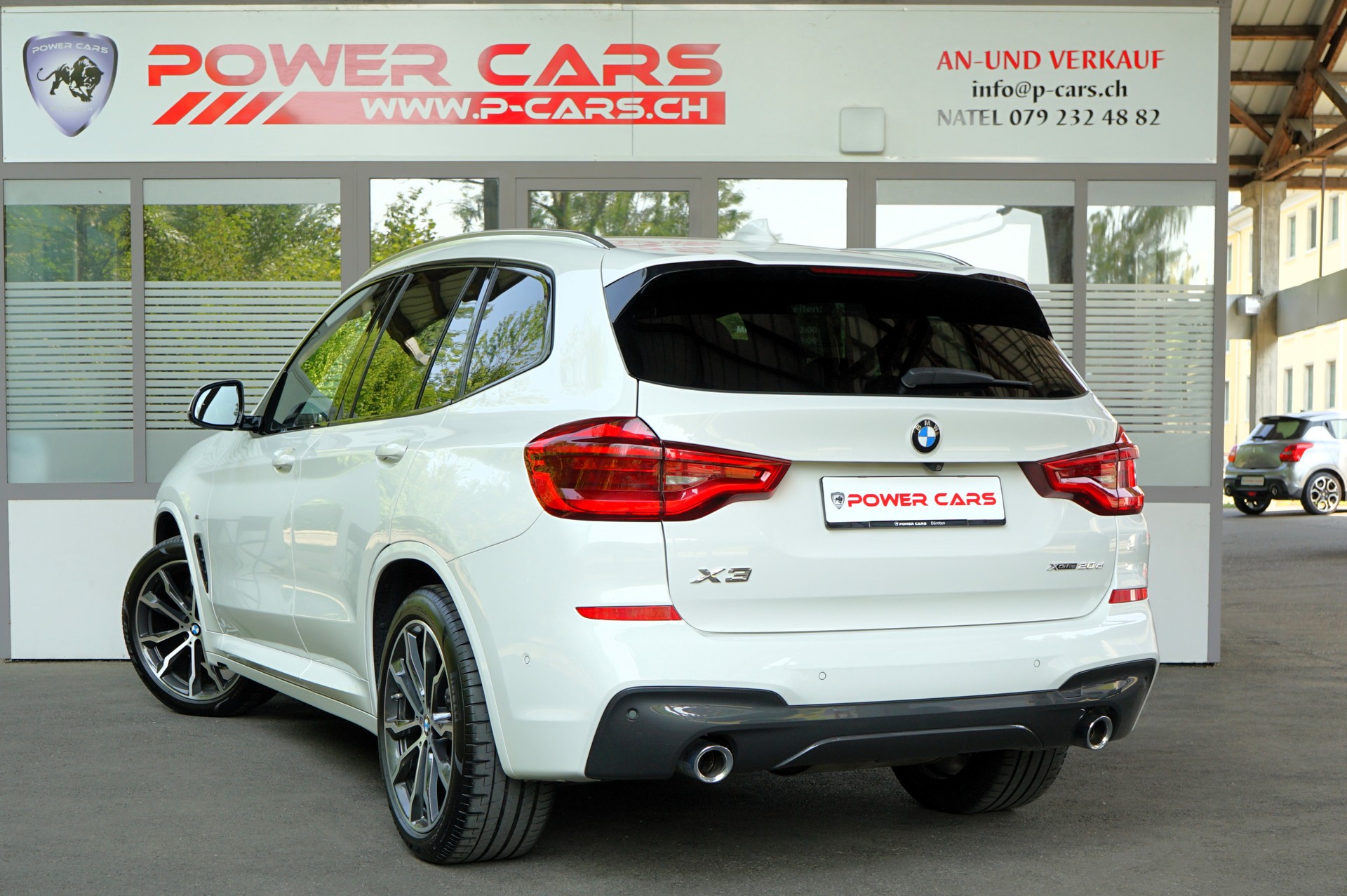 BMW X3 xDrive 20d M Sport Steptronic-showroom-element-1