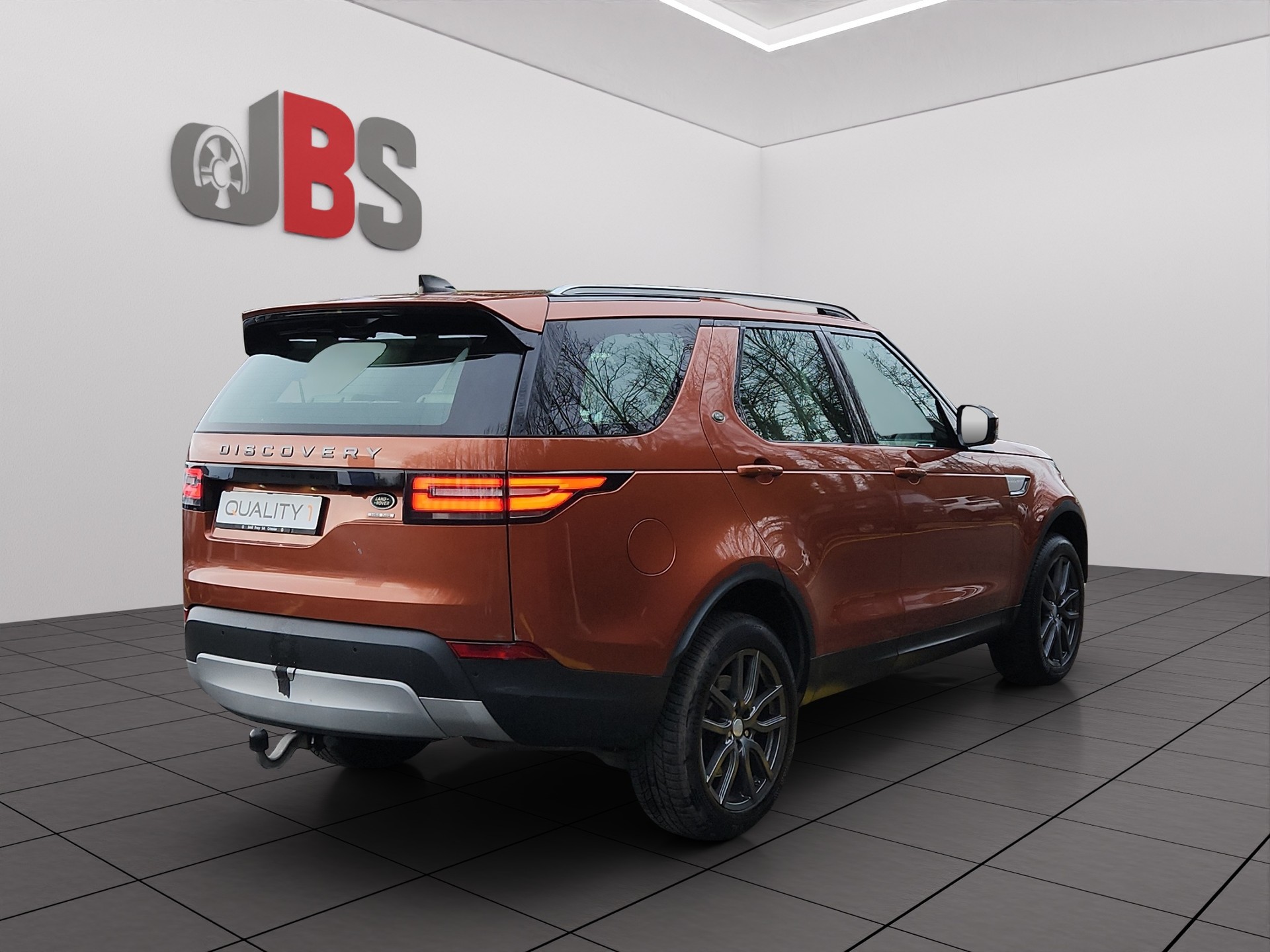 LAND ROVER Discovery 3.0 TD6 HSE Automatic 7 places-showroom-element-3