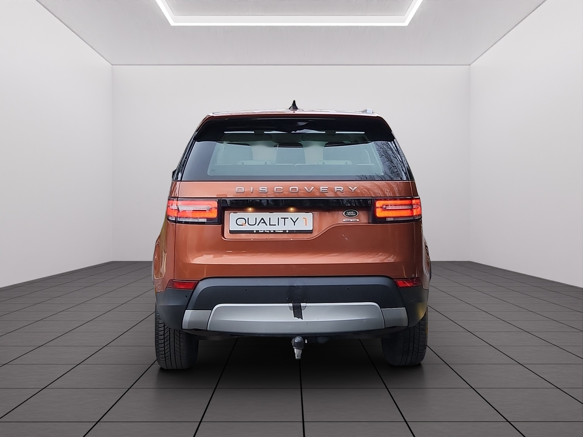 LAND ROVER Discovery 3.0 TD6 HSE Automatic 7 places-image-4