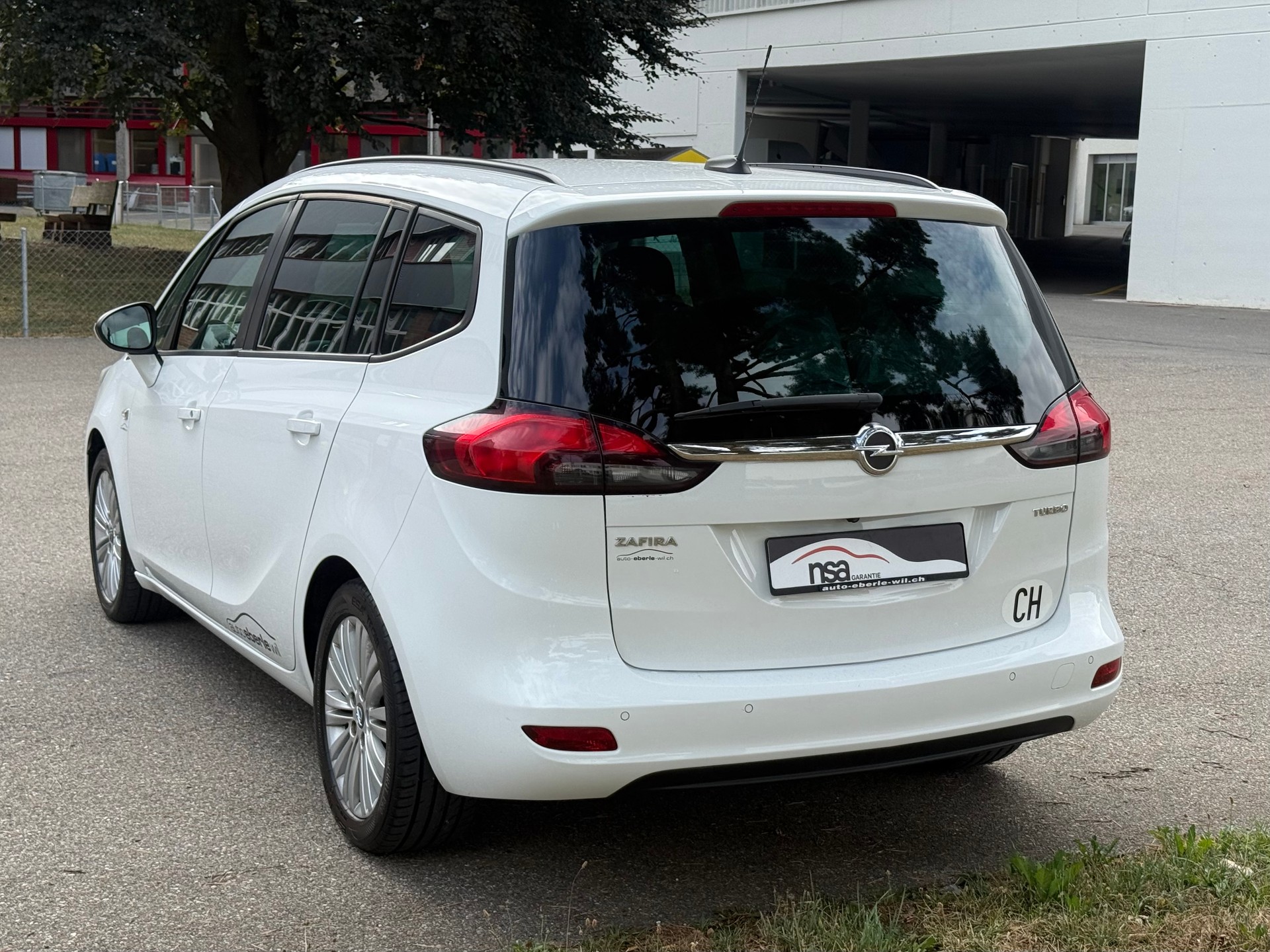 OPEL Zafira 1.4i 16V Turbo Enjoy Automatic-image-3