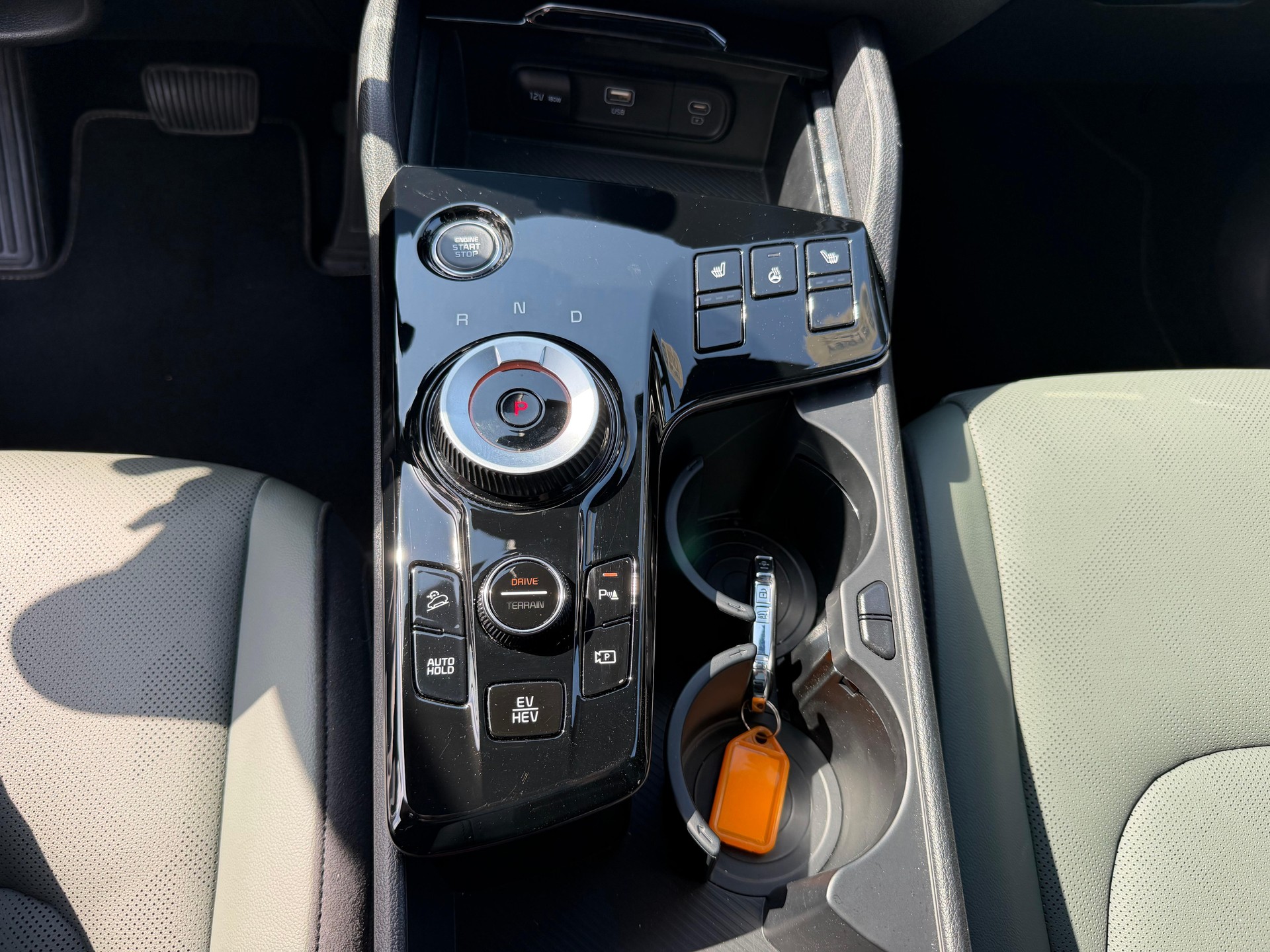 KIA Sportage 1.6 T-GDi PHEV Power Edition-image-5