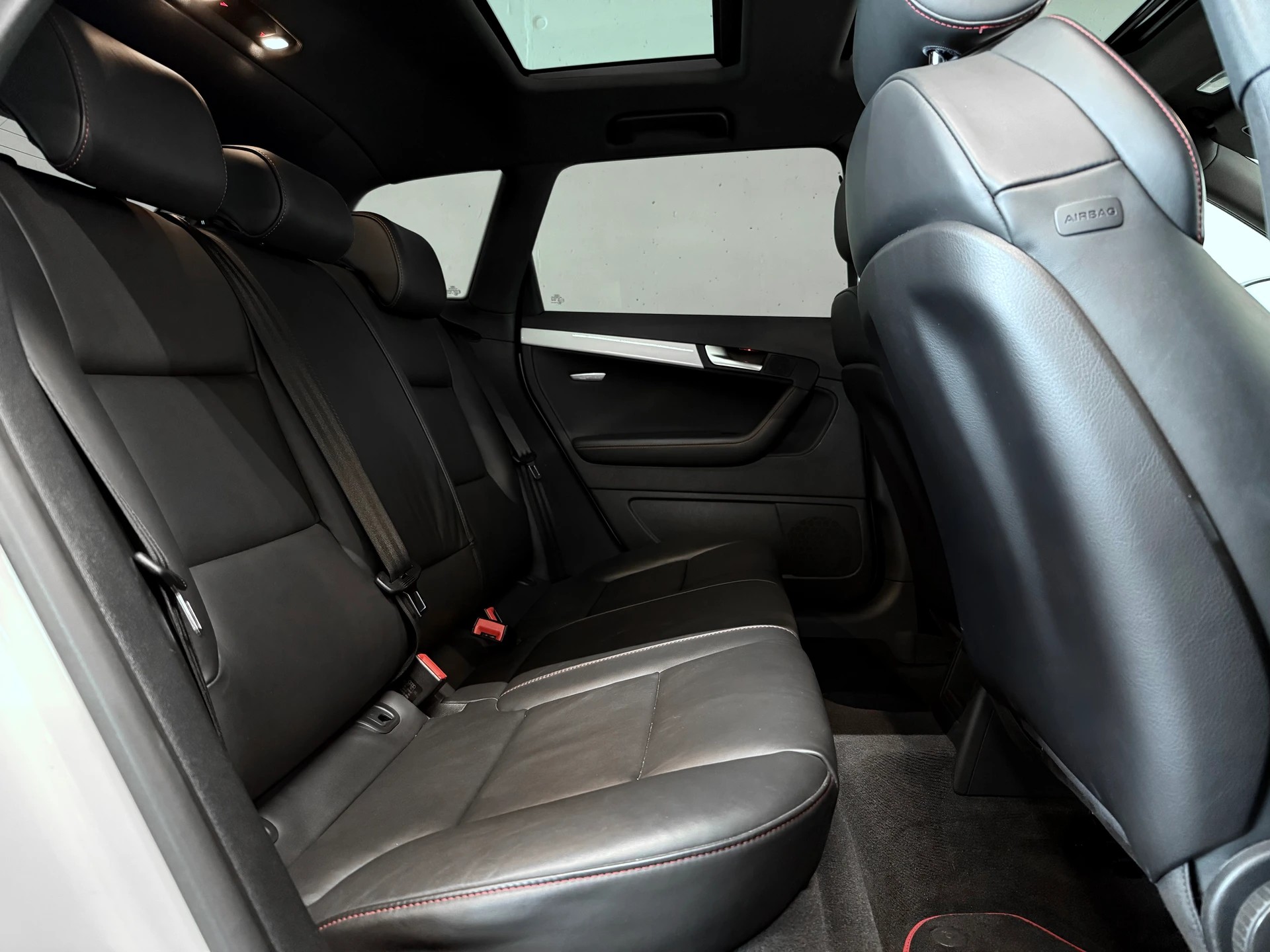 AUDI S3 SPORTBACK 2.0 TFSI QUATTRO S-TRONIC | CH-FZG | ALLRAD | LEDERSITZE | PANORAMADACH-image-13