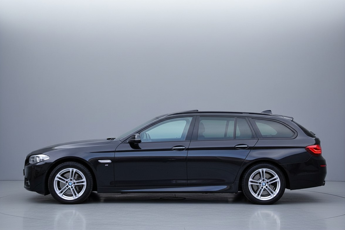 BMW 535d Touring xDrive M-Paket Platinum Sport Edition-showroom-element-1