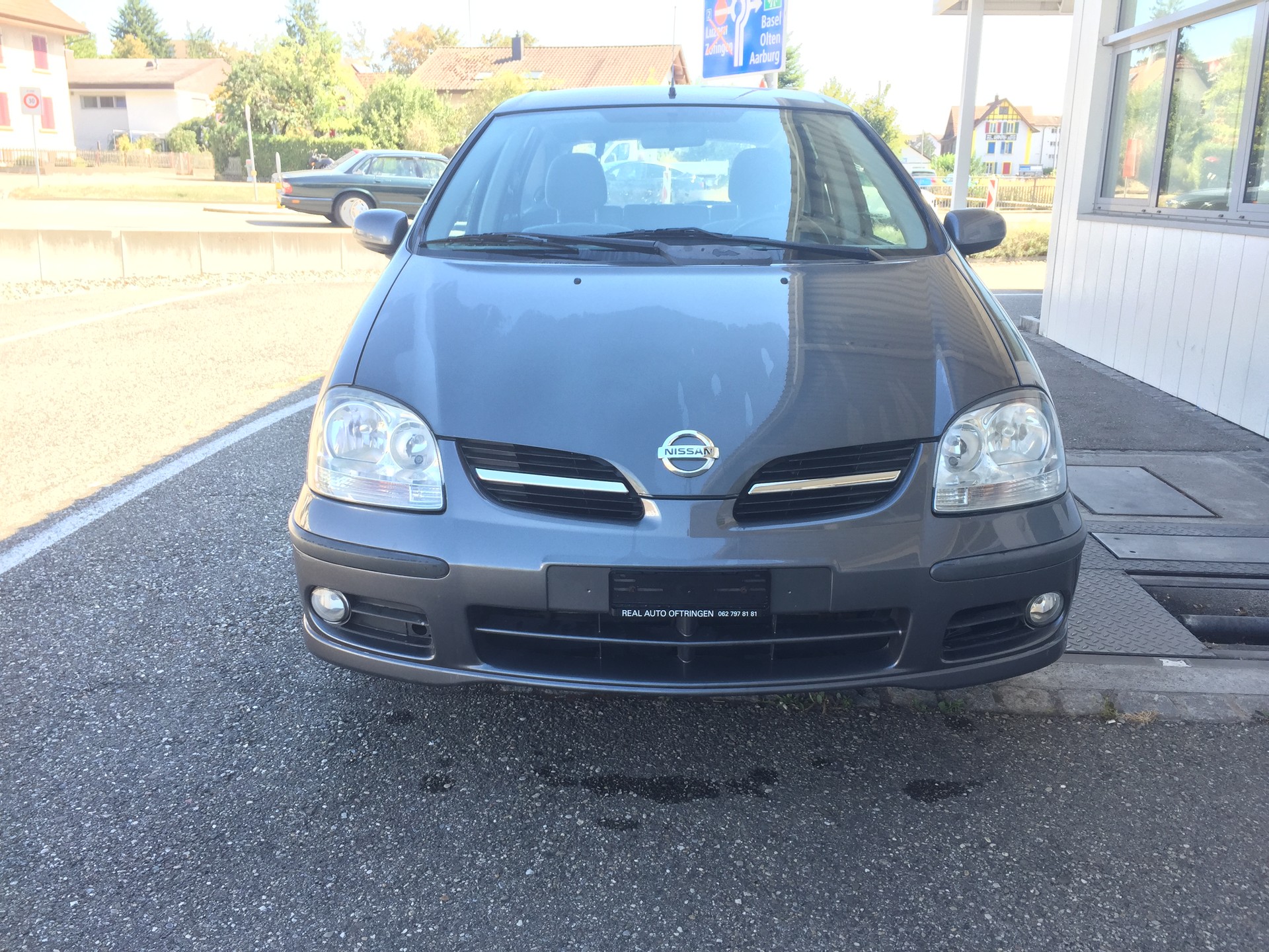 NISSAN Almera Tino 1.8 16V tekna