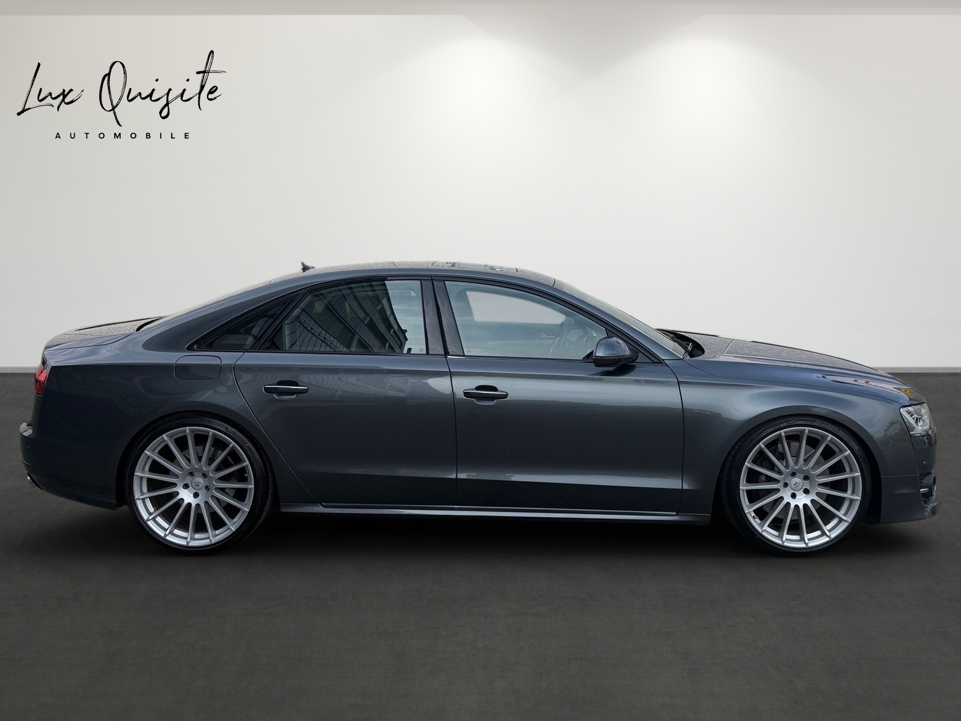 AUDI S8 4.0 TFSI V8 quattro tiptronic-showroom-element-3