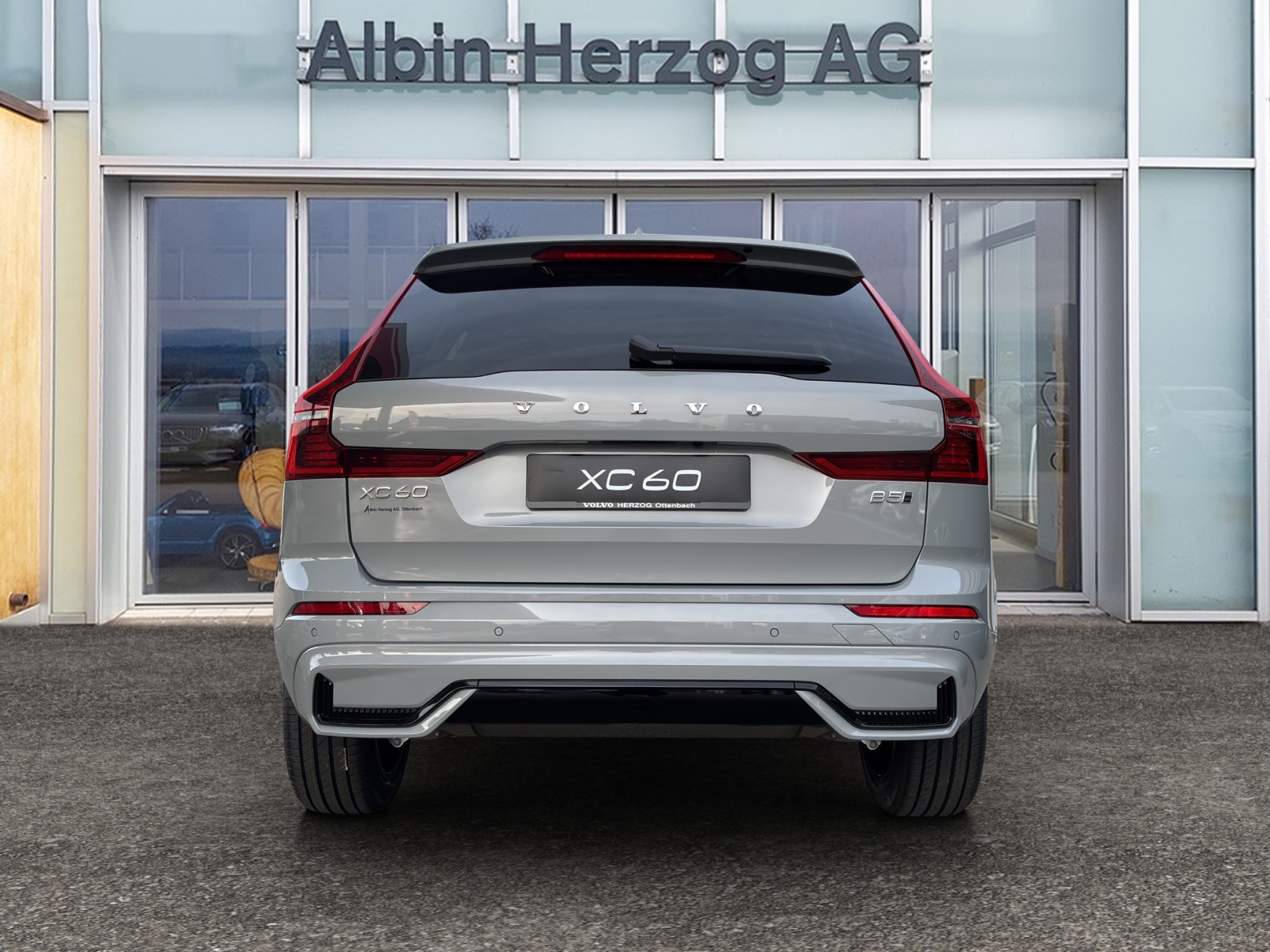 VOLVO XC60 2.0 B5 MH Ultra Dark AWD-image-5