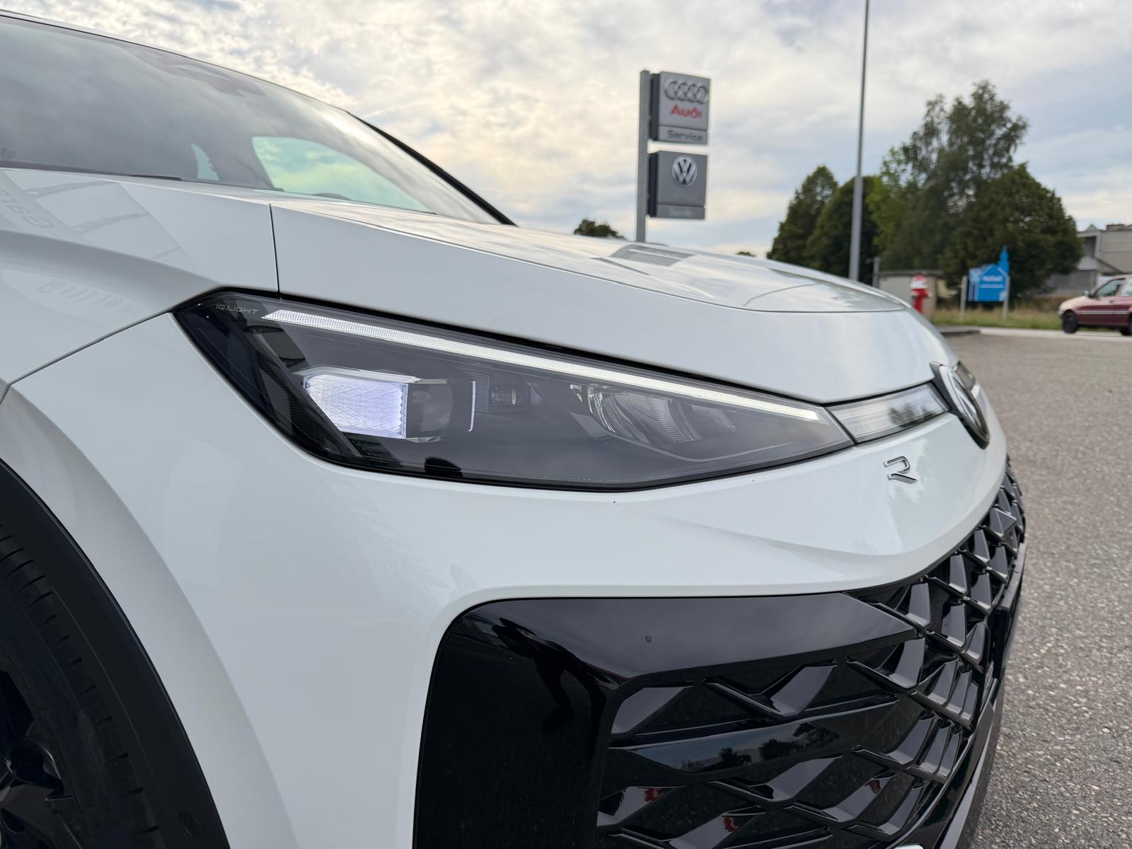 VW T-Roc 1.5 eTSI mHEV R-Line DSG-image-8