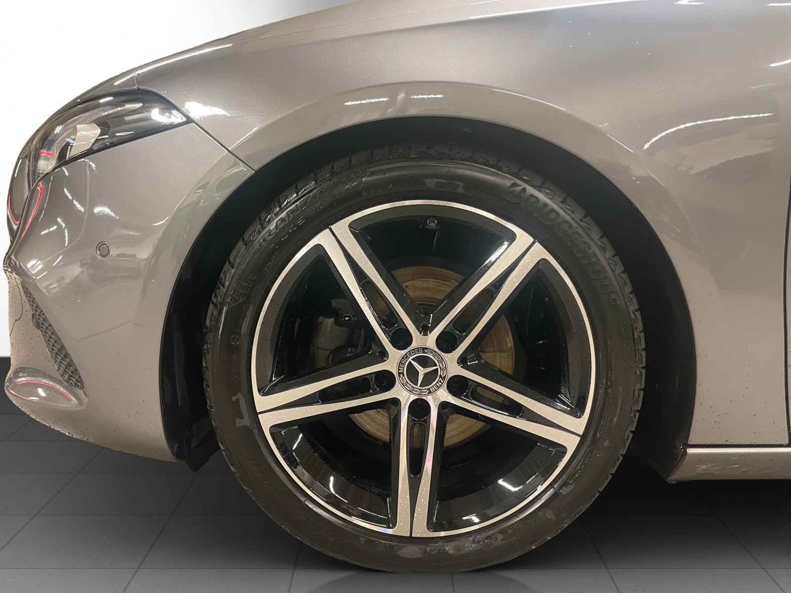 MERCEDES-BENZ A 180 Night Star 7G-DCT-image-6