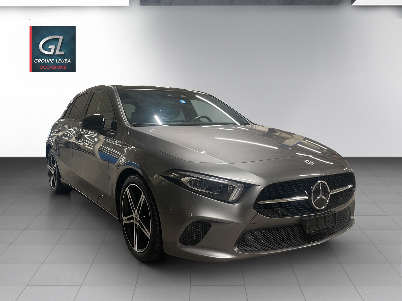 MERCEDES-BENZ A 180 Night Star 7G-DCT
