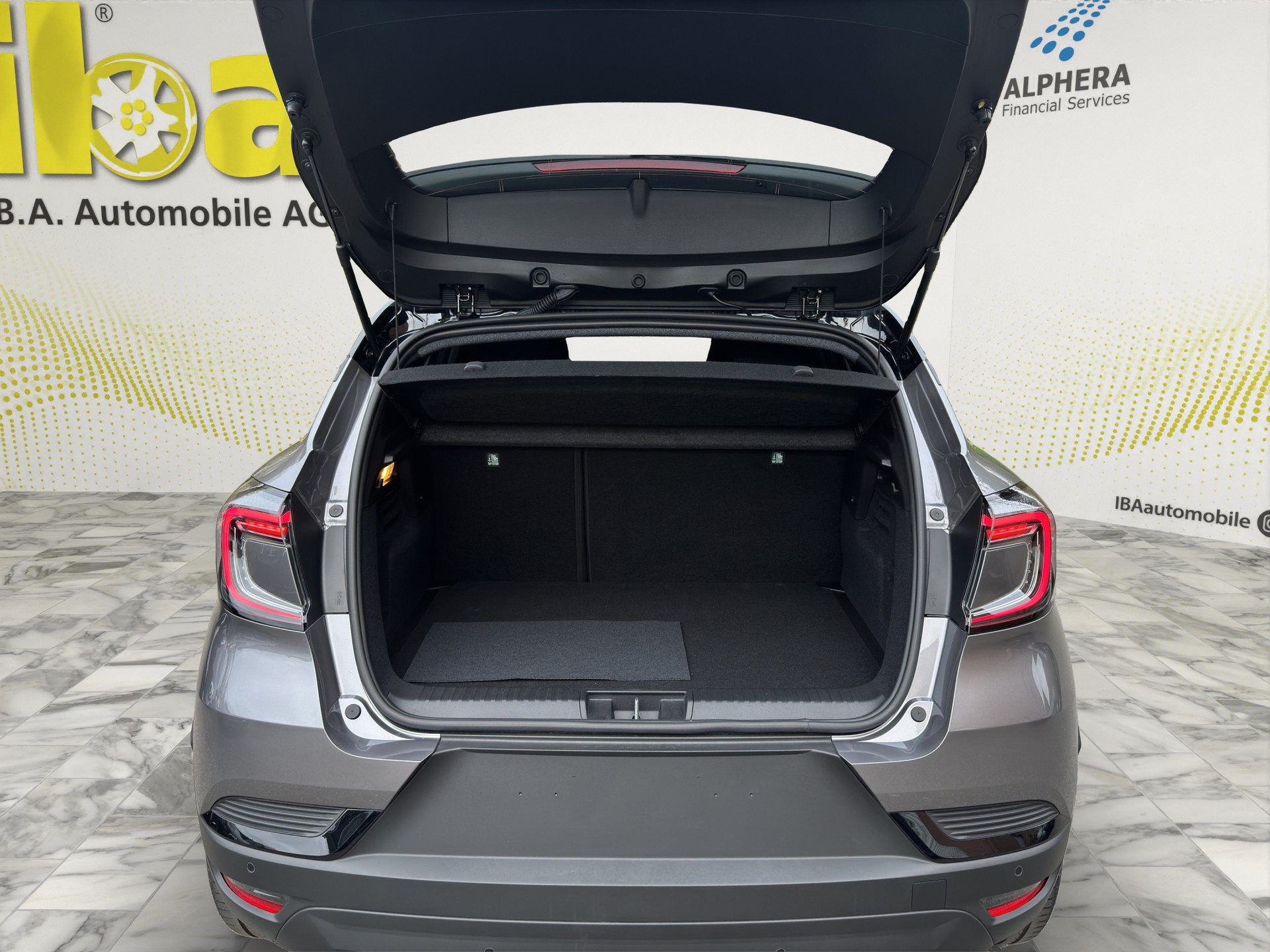 RENAULT Captur 1.8 E-Tech 160 Techno Aut.-image-9
