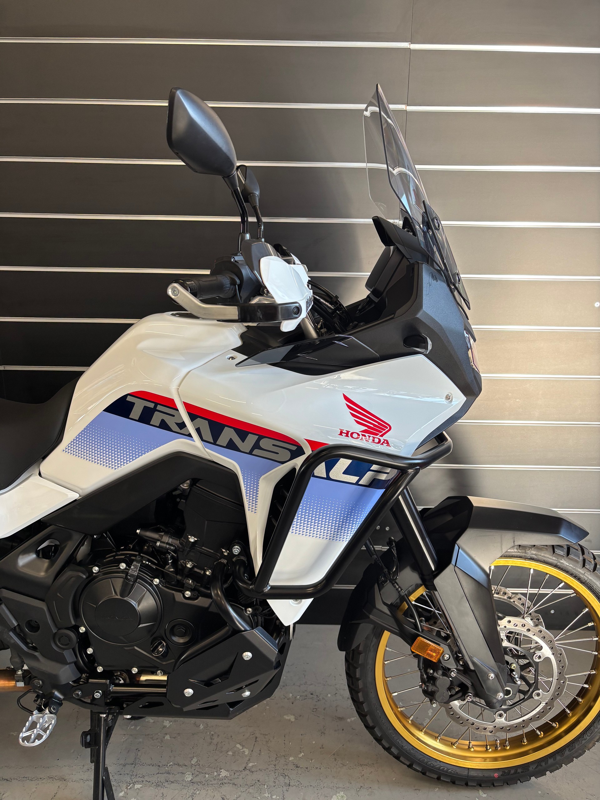 HONDA XL 750 Transalp-image-3