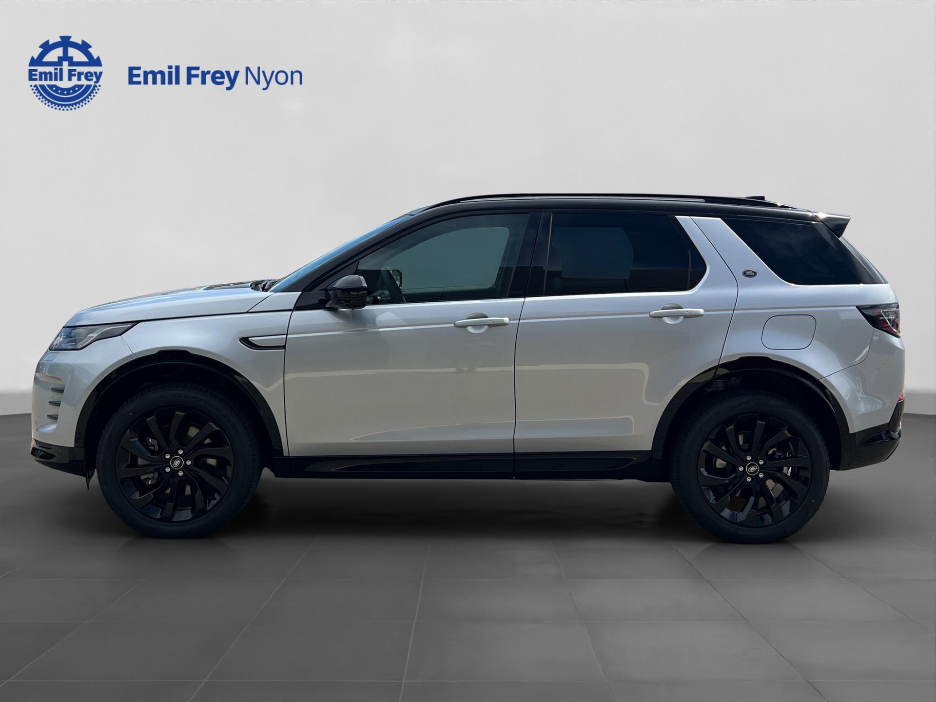 LAND ROVER Discovery Sport 1.5 T 270e Dynamic SE-showroom-element-3