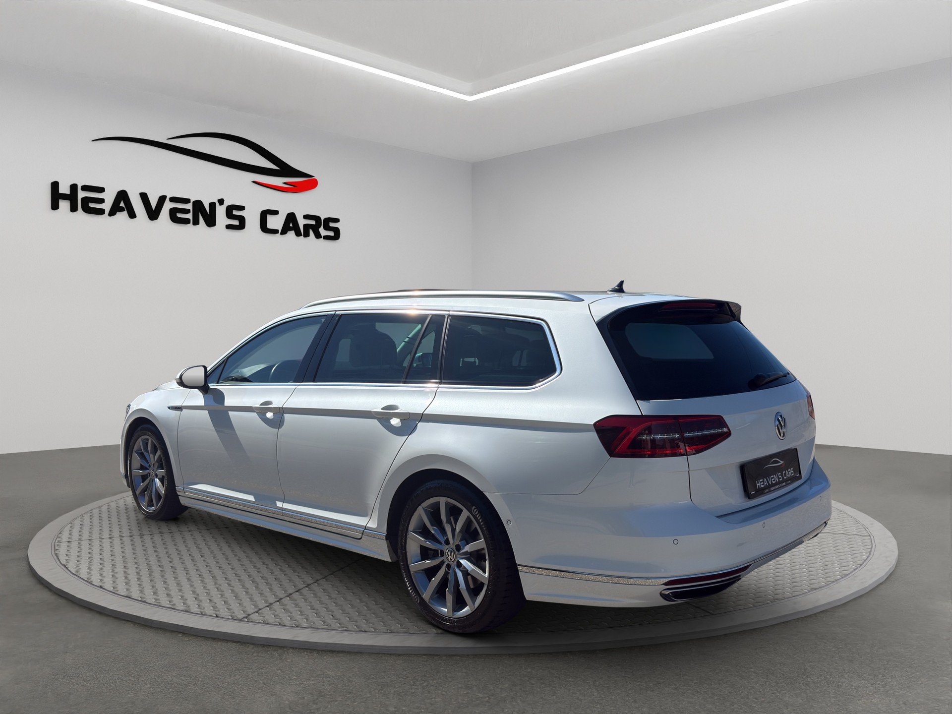 VW Passat Variant 2.0 TSI BMT Highline 4Motion DSG-showroom-element-3