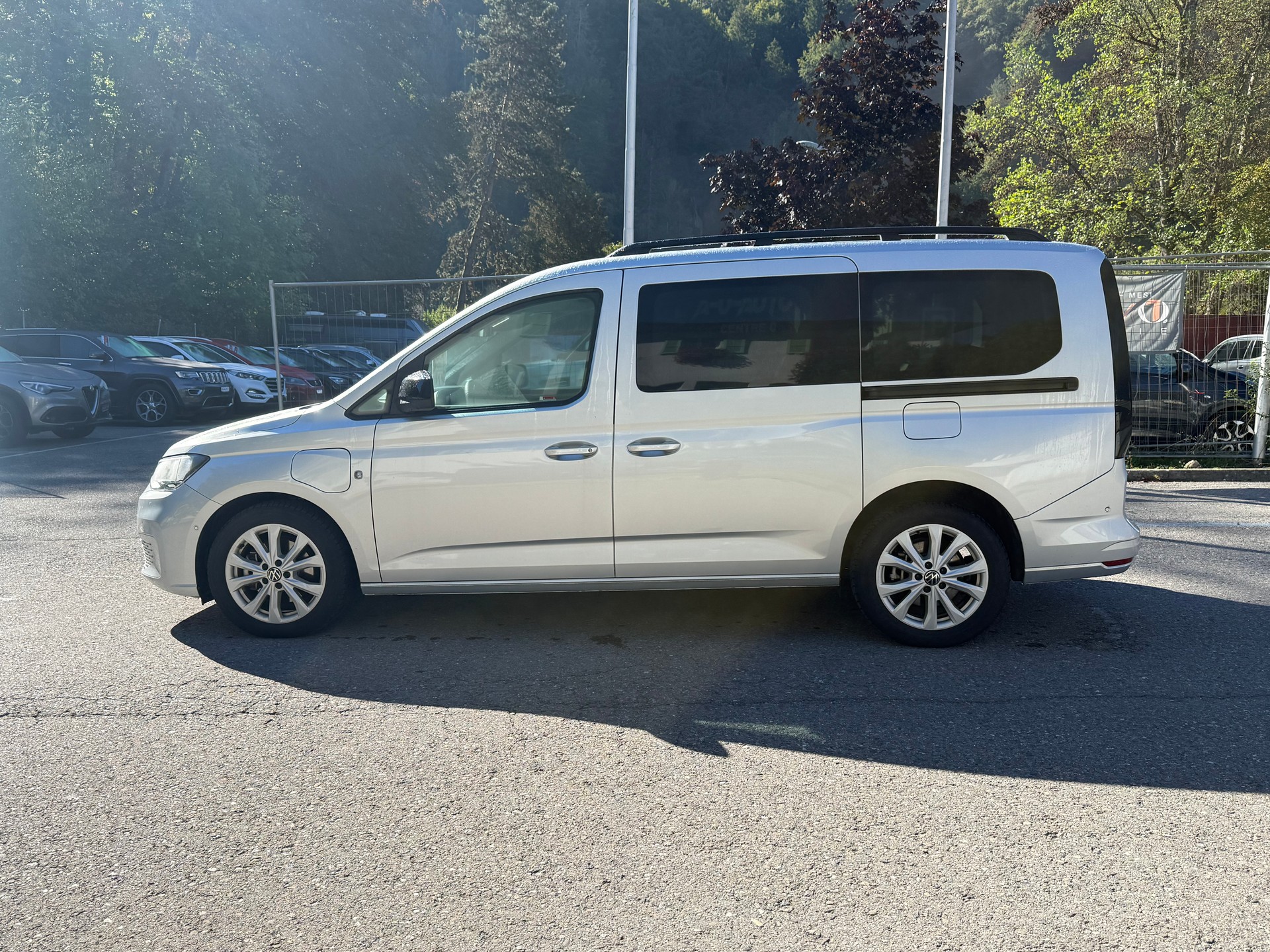 VW VW CADDY-showroom-element-2