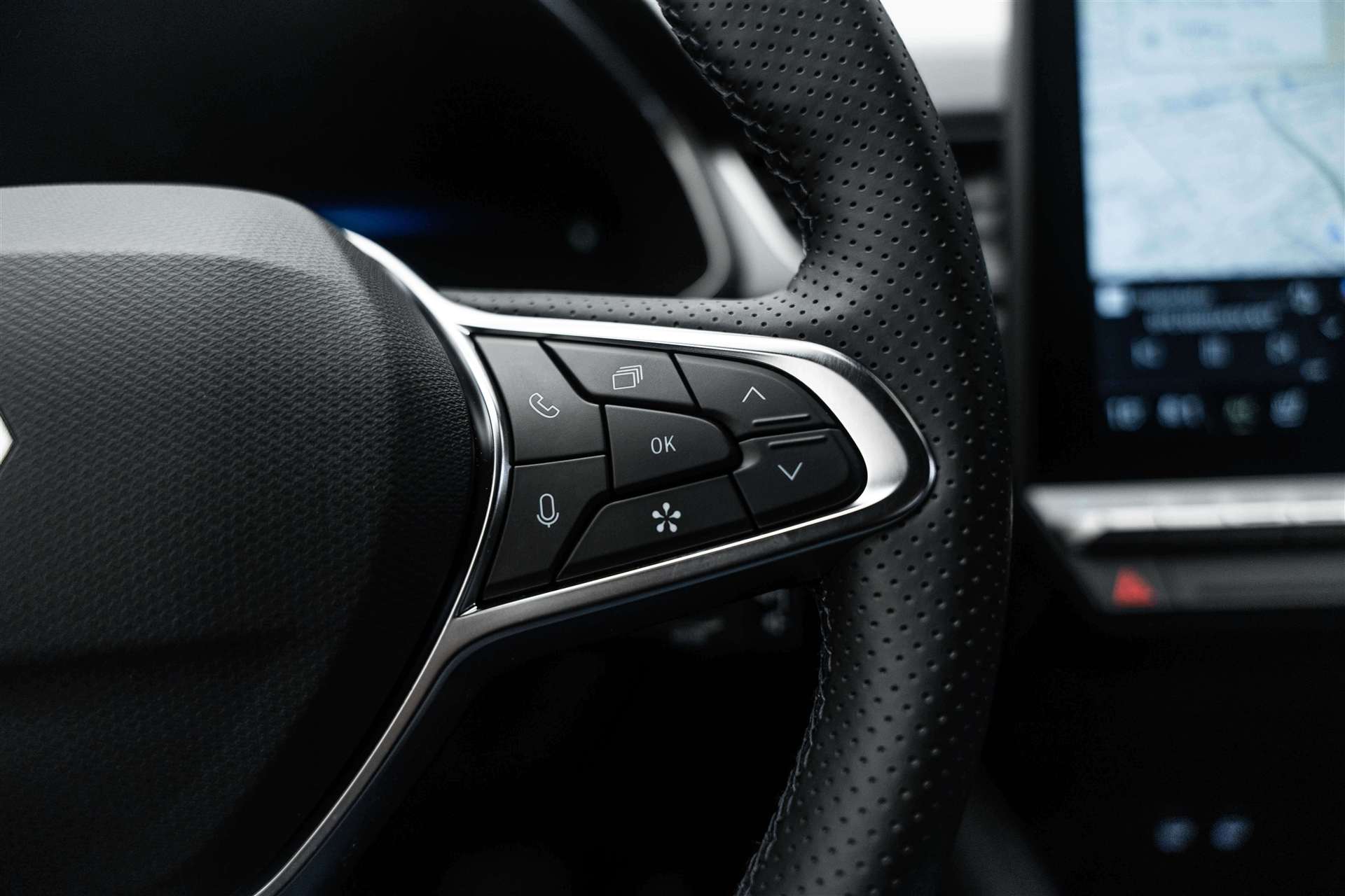 RENAULT Captur 1.8 E-Tech 160 Techno DHT-Automat-image-15