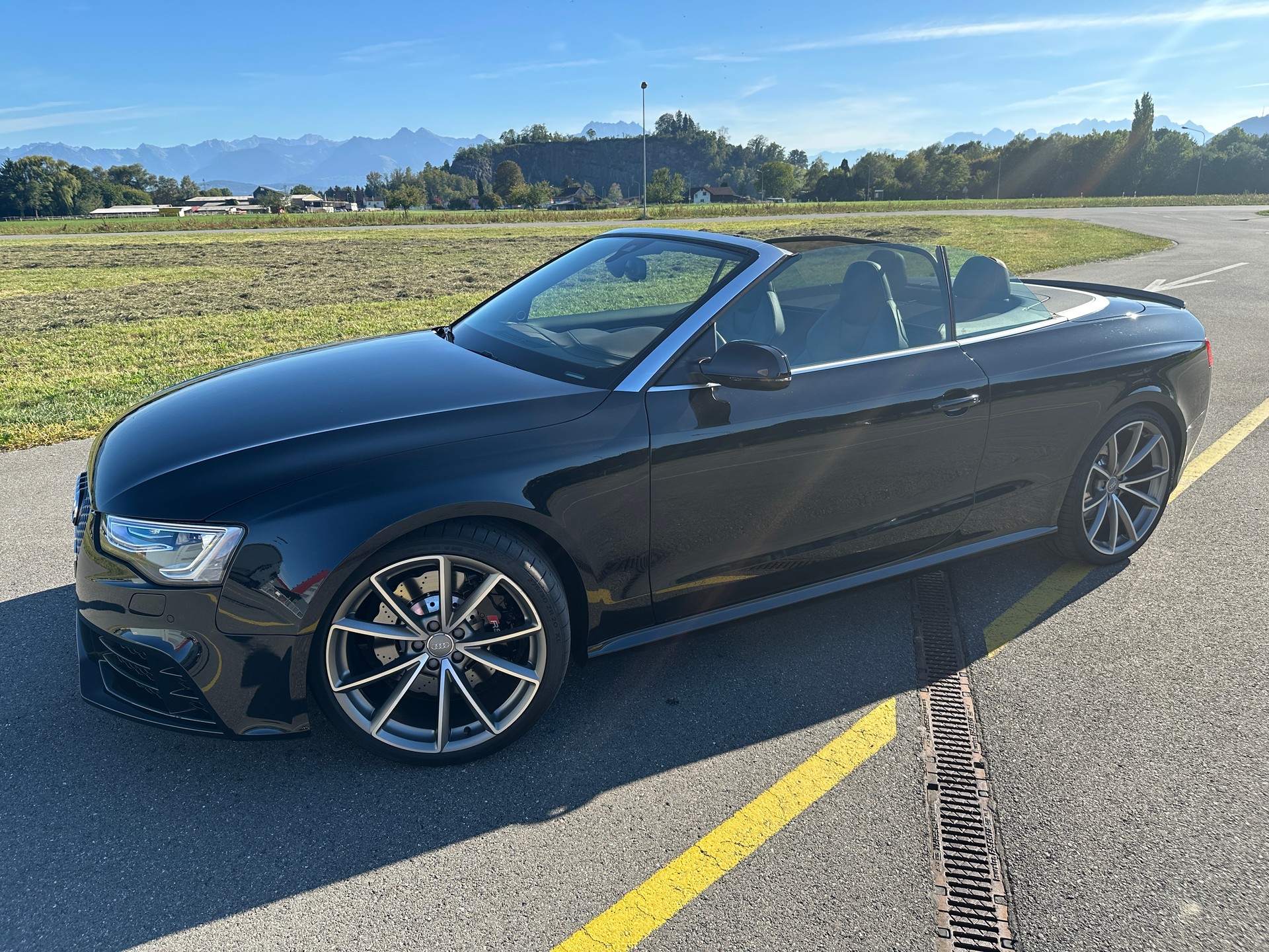 AUDI 4.2 V8 FSI quattro S-Tronic
