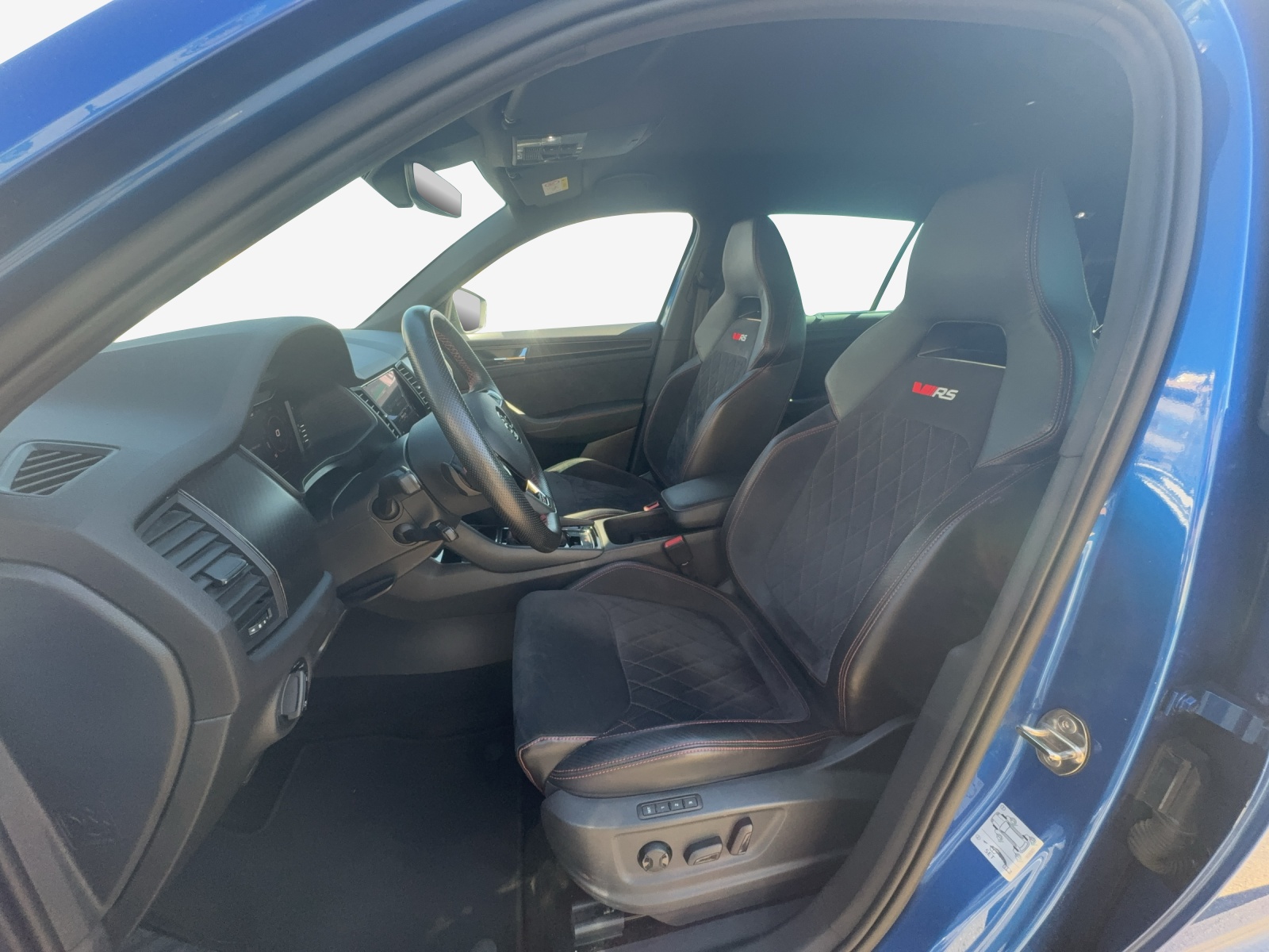 SKODA Kodiaq 2.0 Bi-TDI SCR RS 4x4 DSG-image-7