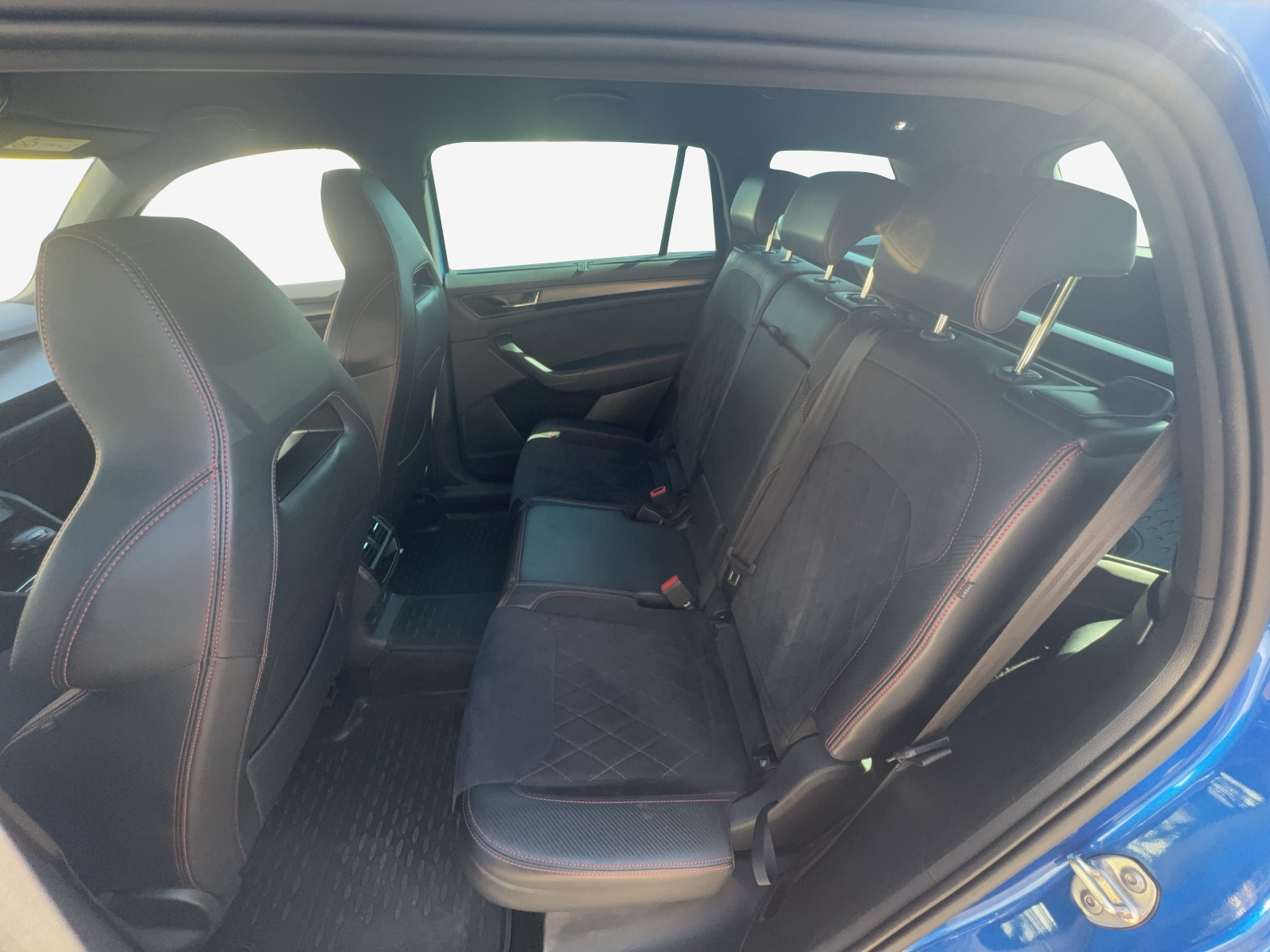 SKODA Kodiaq 2.0 Bi-TDI SCR RS 4x4 DSG-image-11