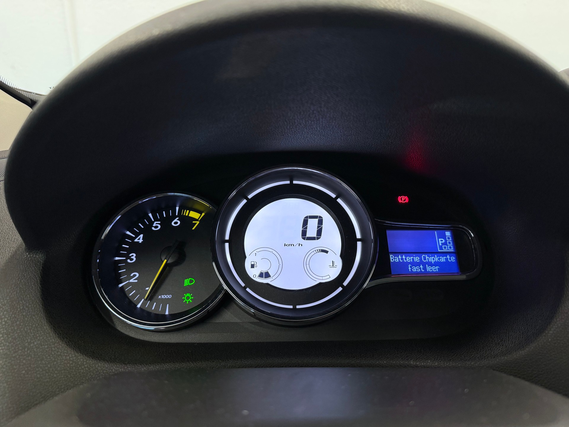 RENAULT Mégane 1.2 16V Turbo Bose EDC-image-22