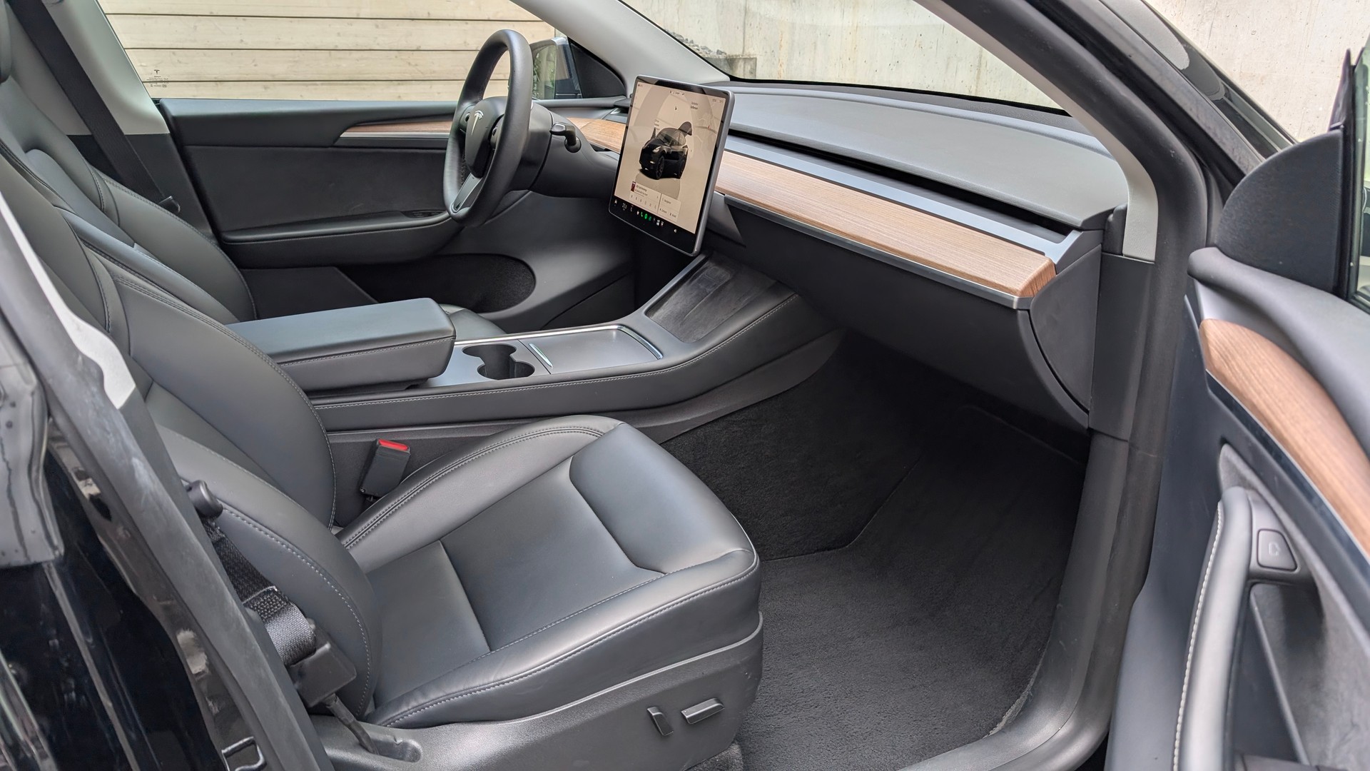 TESLA Model Y Performance AWD ⚡-image-7