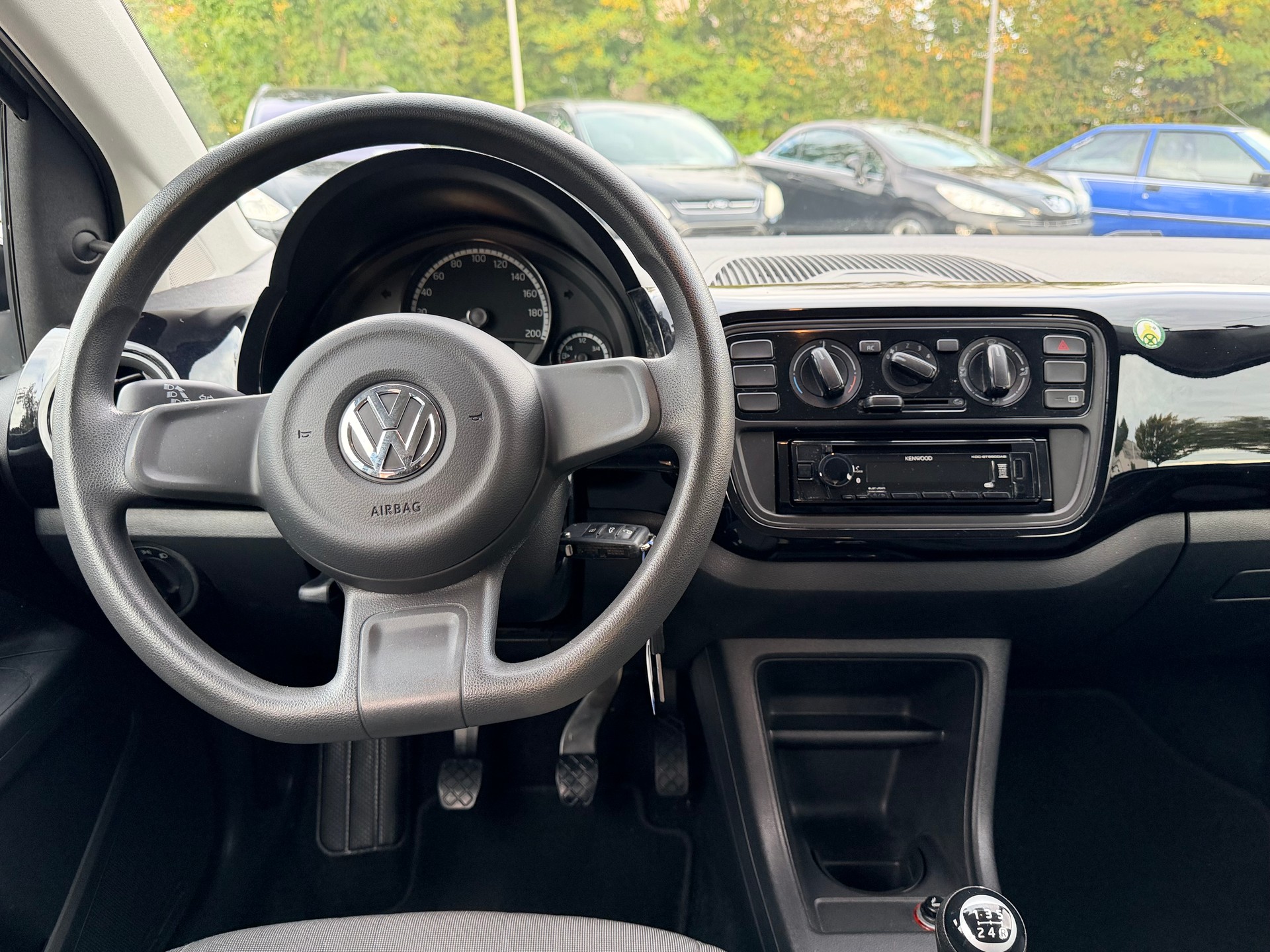 VW Up 1.0 take up-image-13